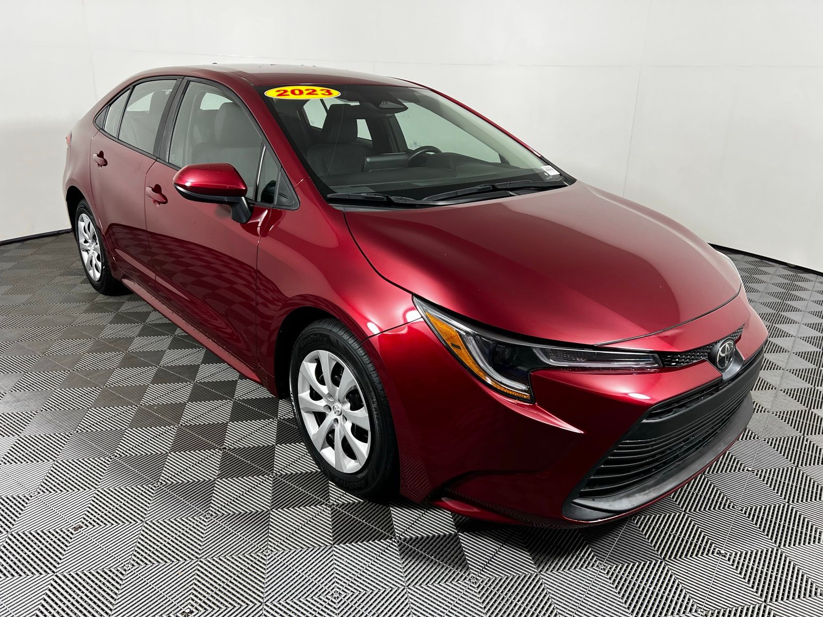 Thumbnail: 2023 Toyota Corolla - 3