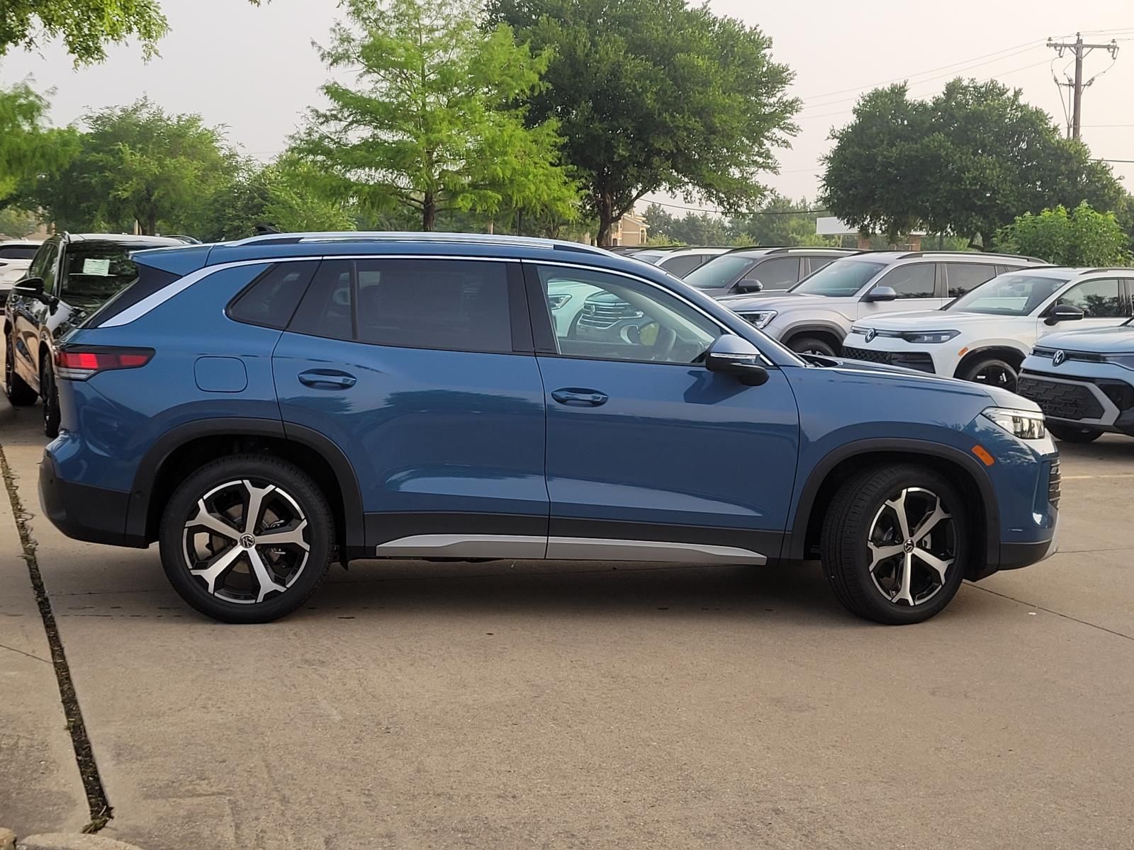 new 2026 Volkswagen Tiguan car, priced at $34,507