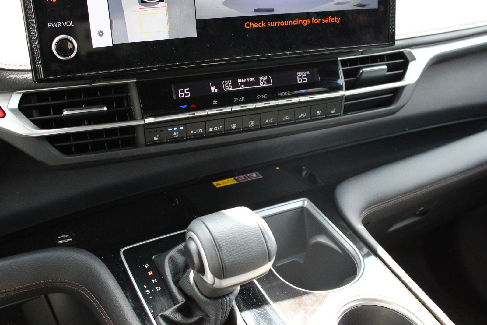 Used 2025 Beige Toyota Platinum image 18