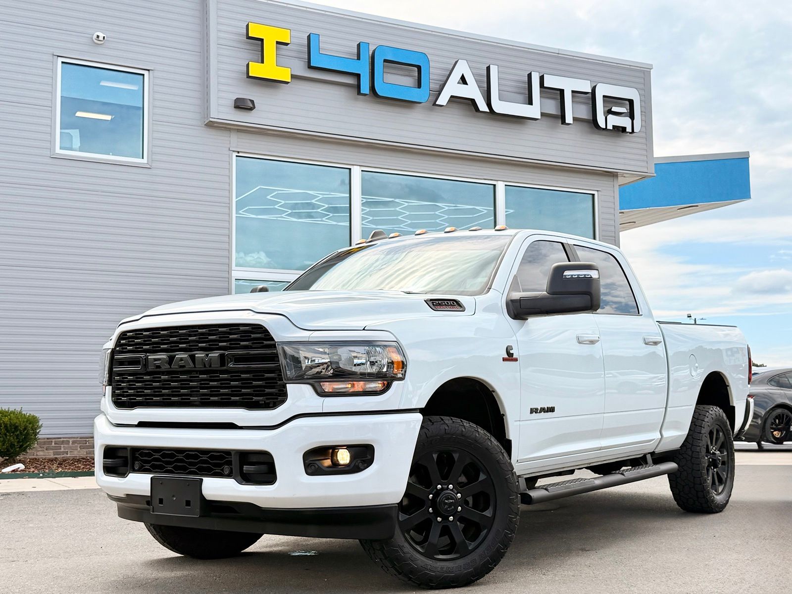 Bright White Clearcoat 2024 RAM 2500 Pickup Truck Four-Wheel Drive 6-Speed Automatic