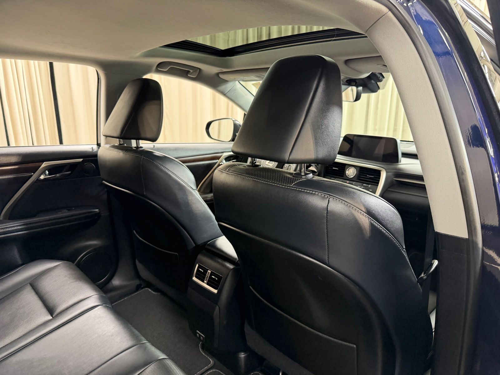Used 2021  Lexus 350 image 38