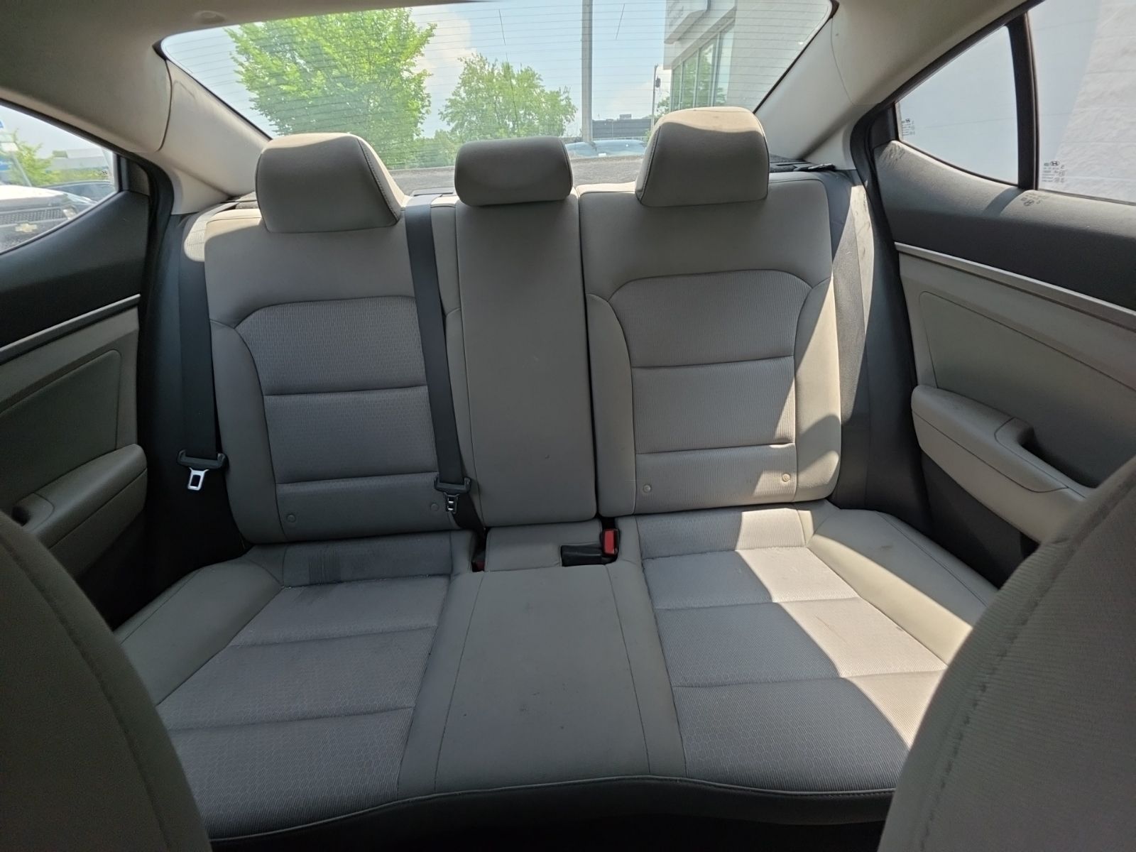Used 2017 Red Hyundai SE image 12