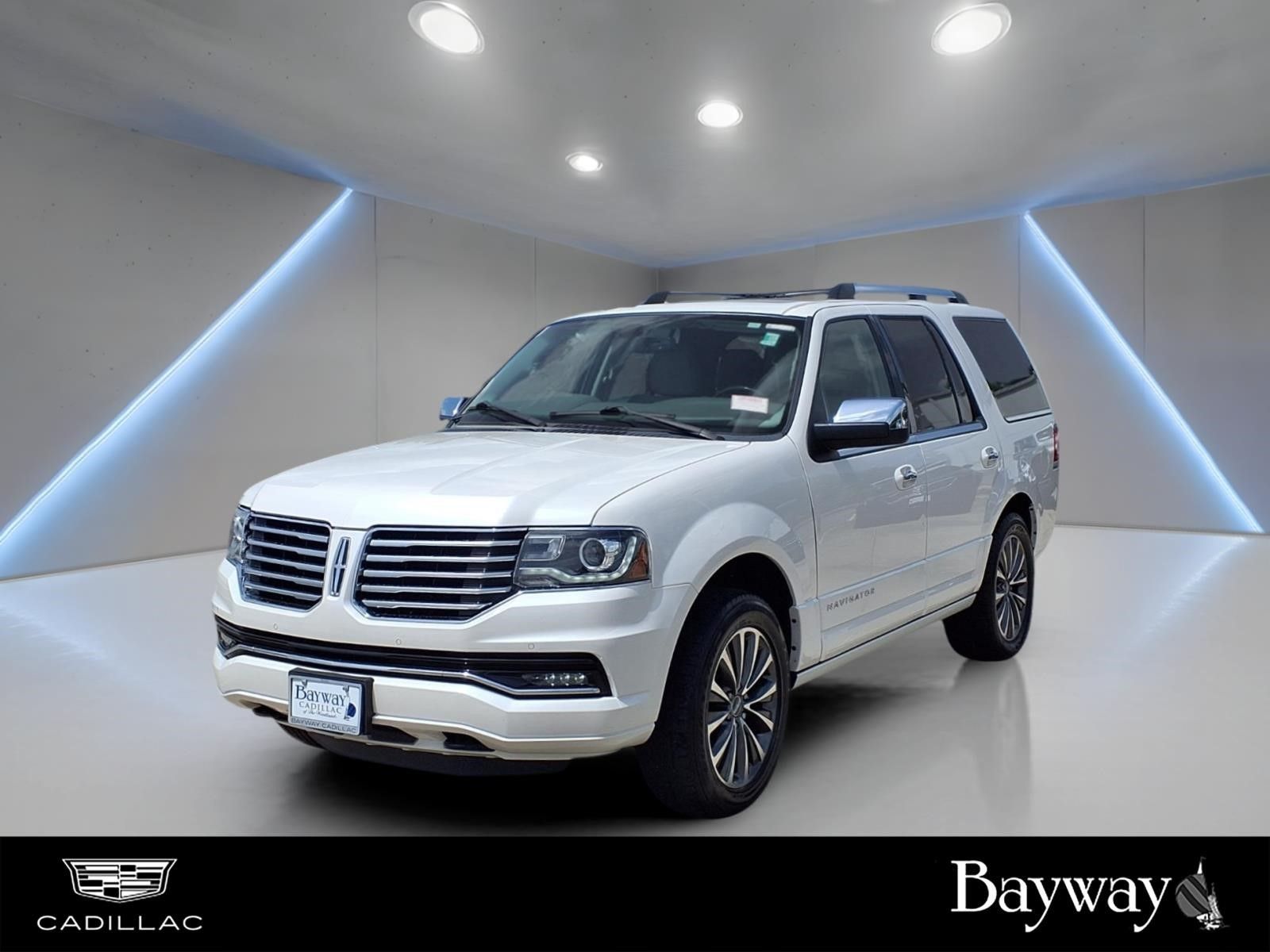 2017 Lincoln Navigator Select RWD