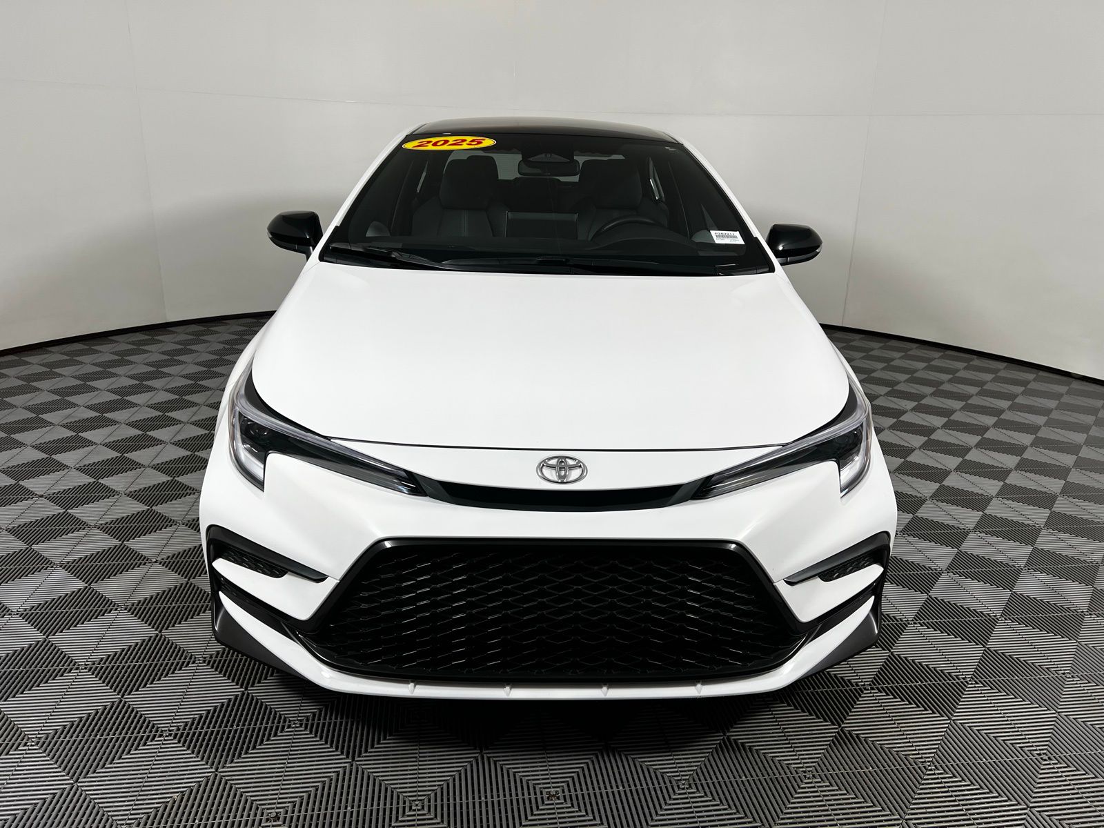 Thumbnail: 2025 Toyota Corolla - 2