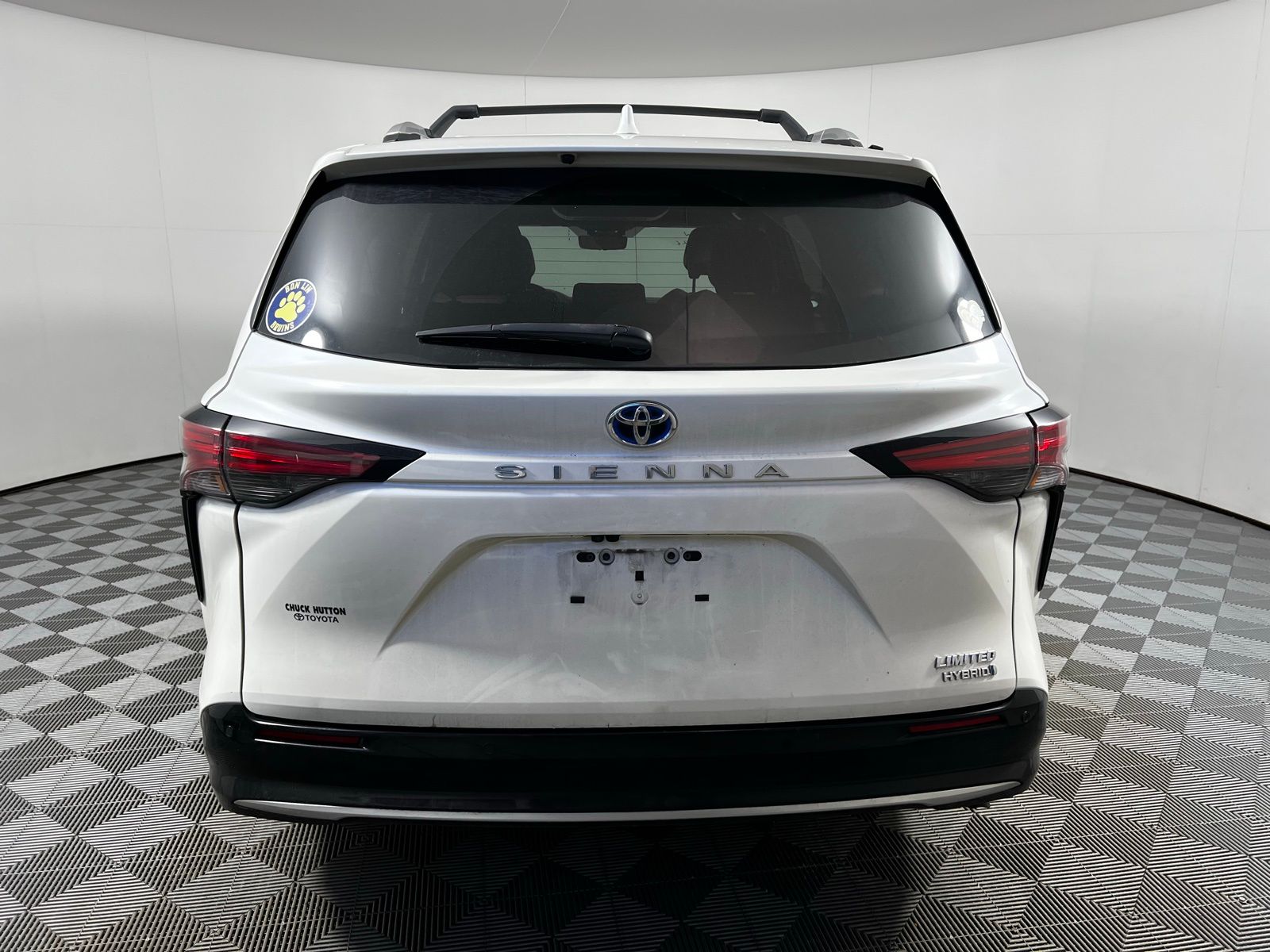Thumbnail: 2021 Toyota Sienna - 6