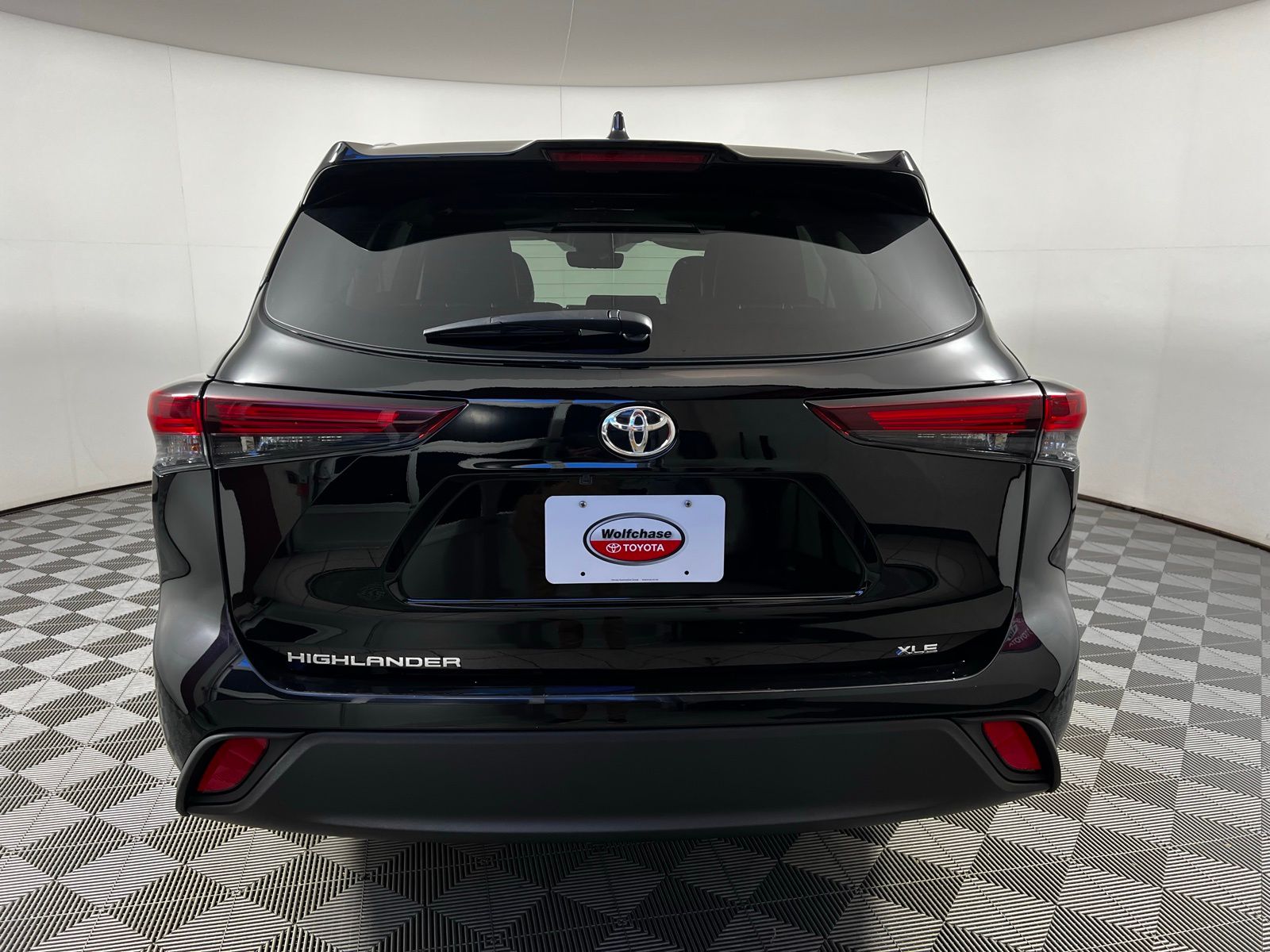 2024 Toyota Highlander XLE 6