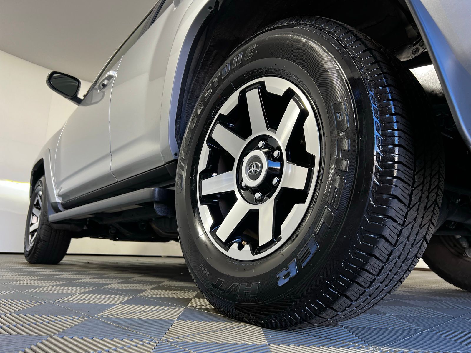 Thumbnail: 2024 Toyota 4Runner - 29