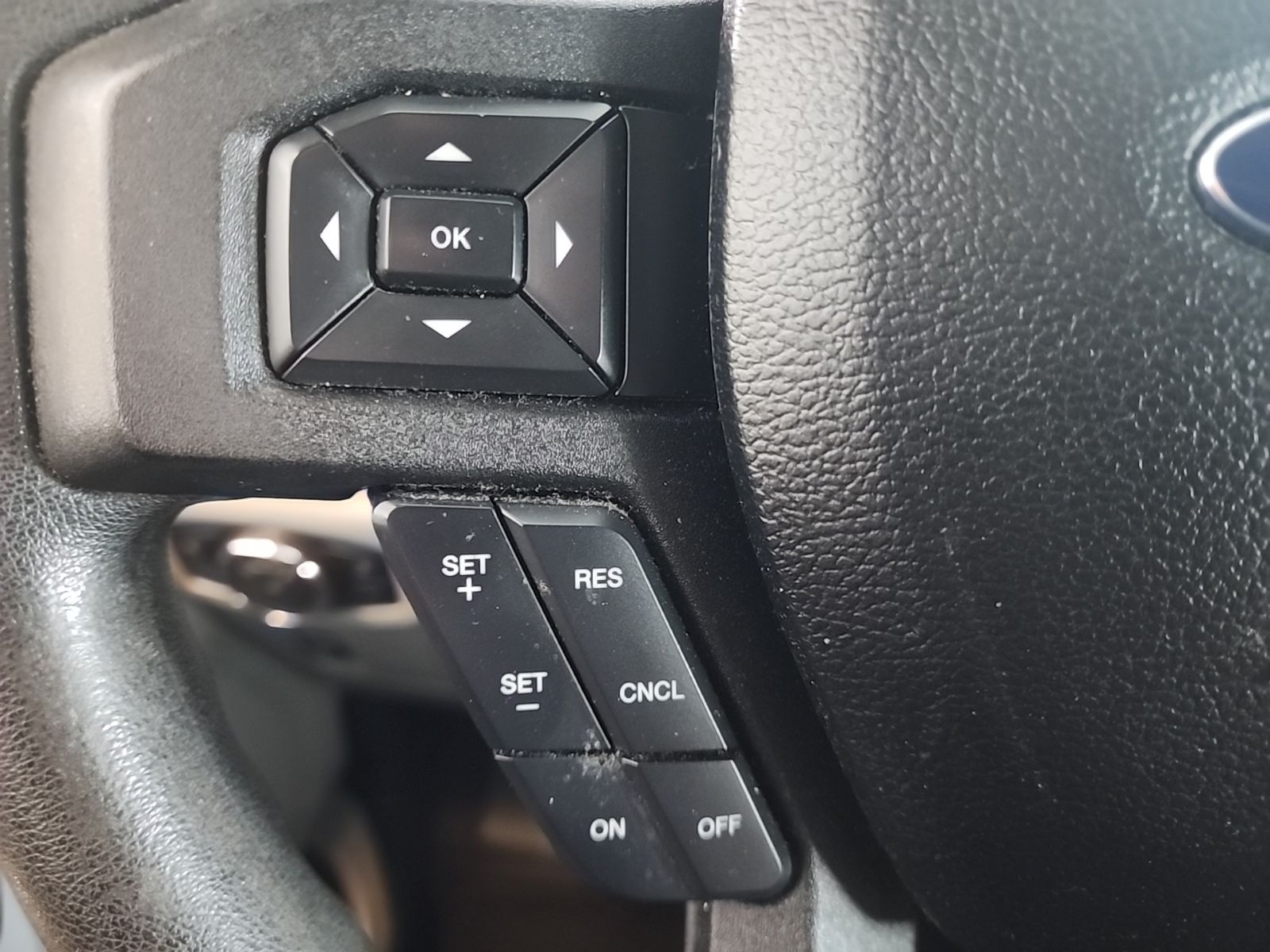 Used 2016 Blue Jeans Metallic Ford XLT image 19