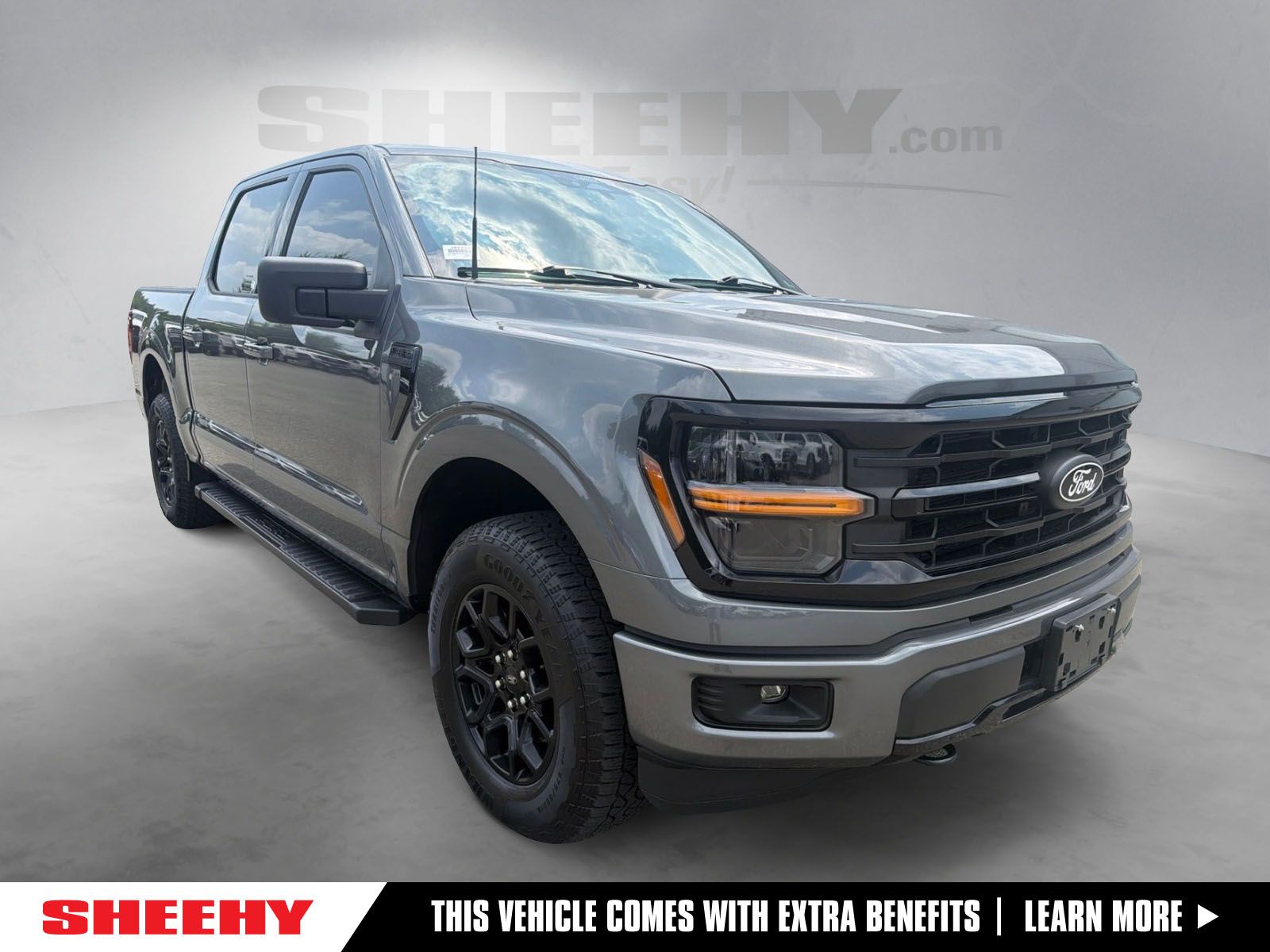 Carbonized Gray Metallic 2025 Ford F-150 Pickup Truck Four-Wheel Drive Automatic