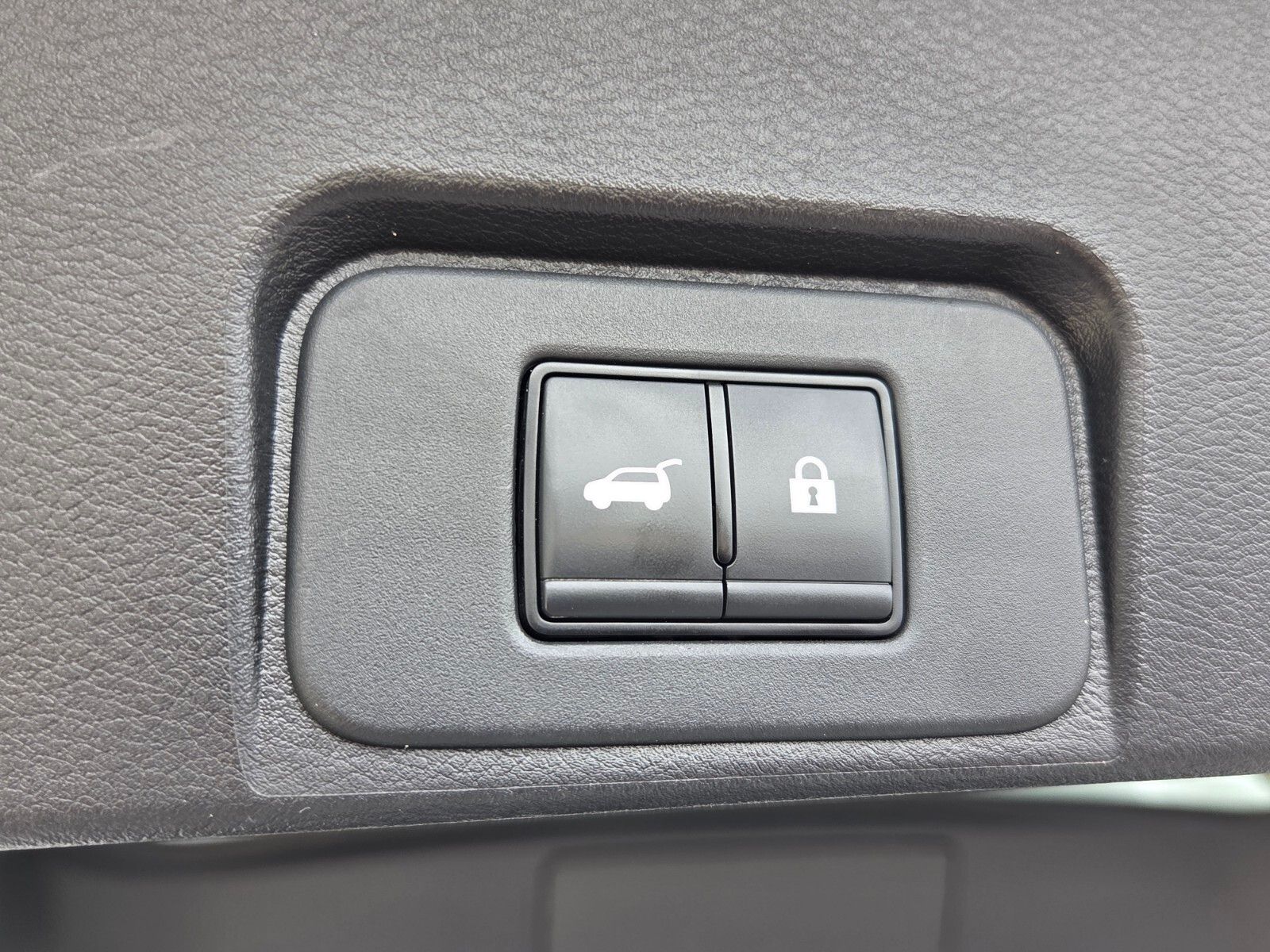 Used 2024 Silver Nissan SV image 12