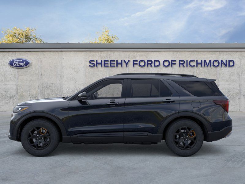New 2026 Agate Black Metallic Ford Tremor image 4