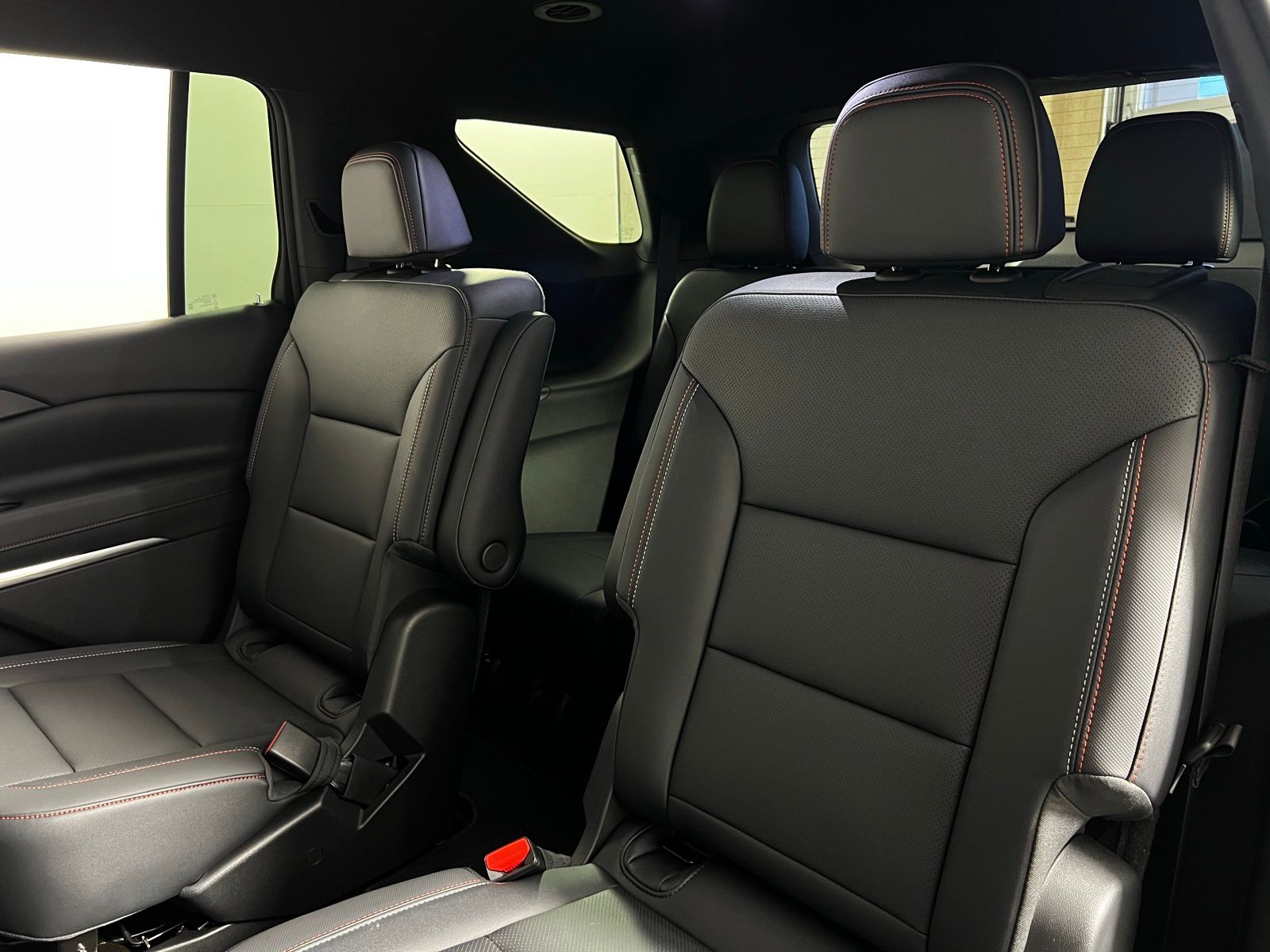 Thumbnail: 2025 Chevrolet Traverse - 24