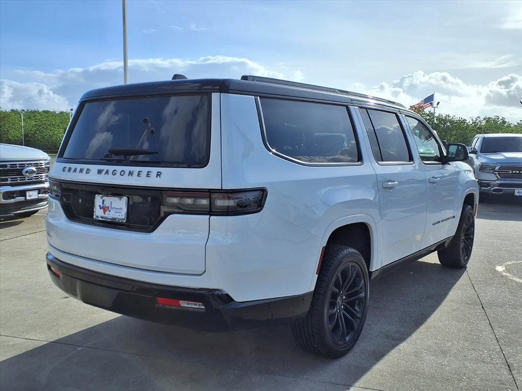 2024 Jeep Grand Wagoneer L Series II - 4