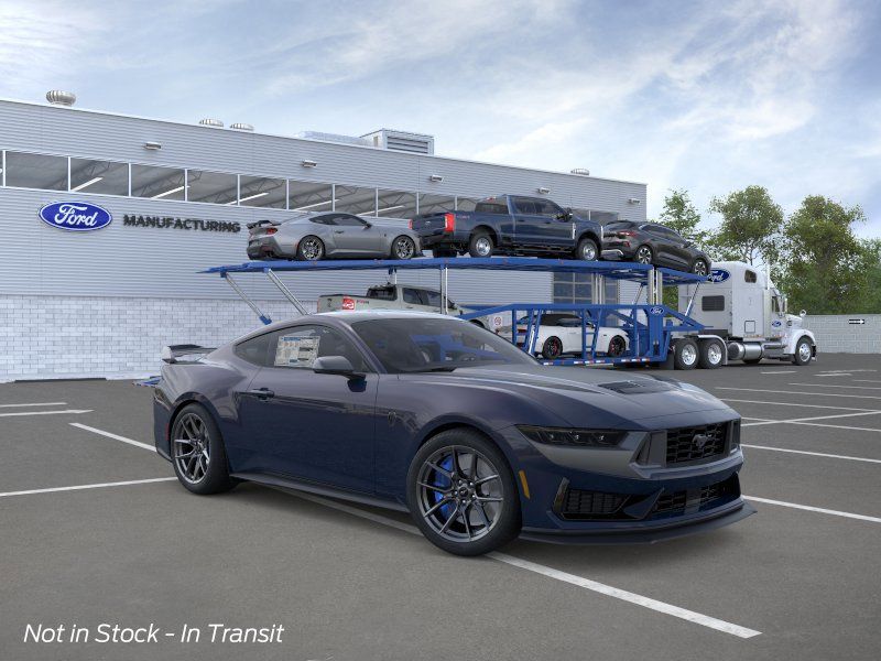 2026 Ford Mustang Dark Horse's photo