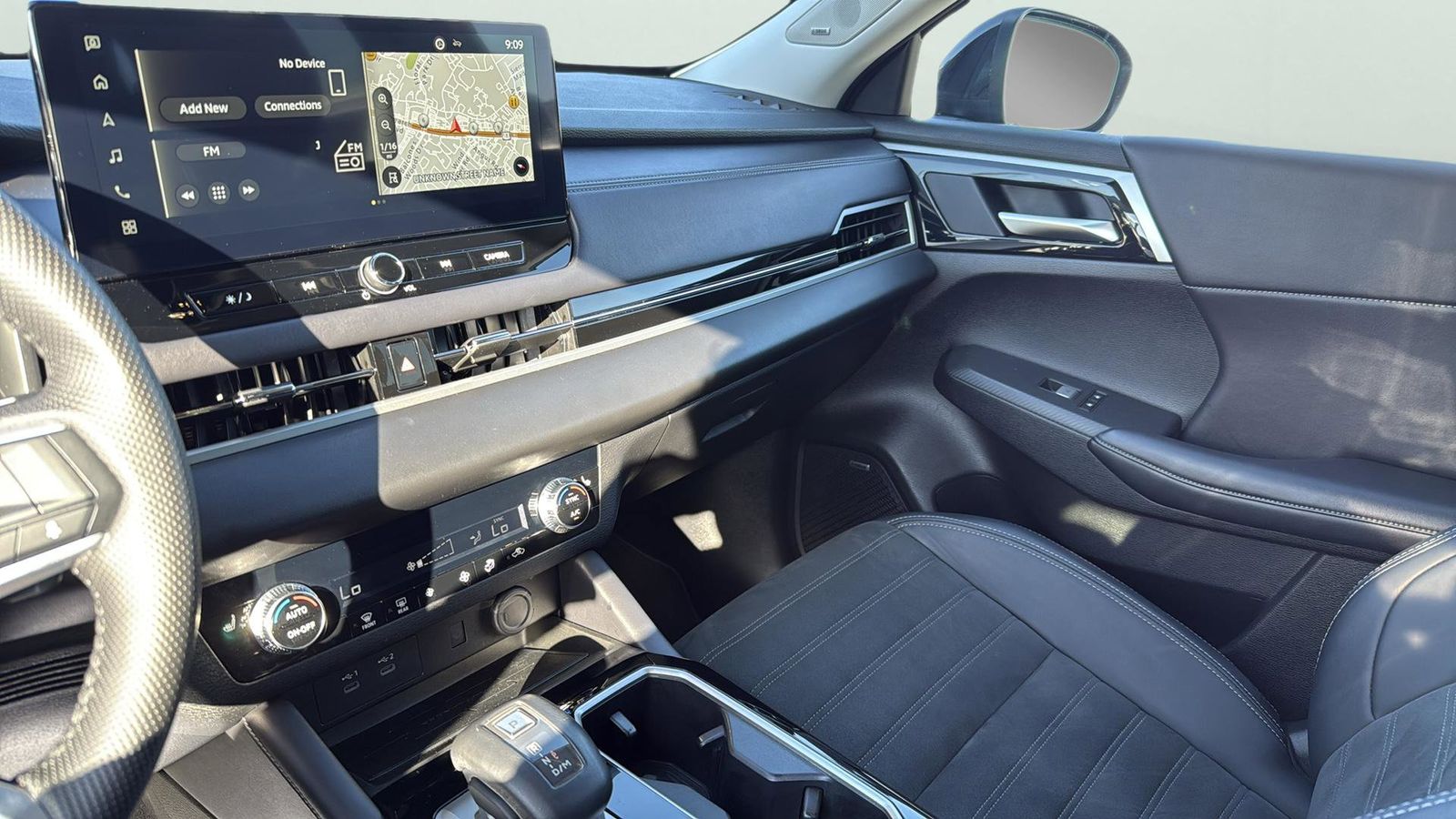 Used Car 2025 Mitsubishi Outlander  Se For Sale Under $30,000 In Austin, Texas