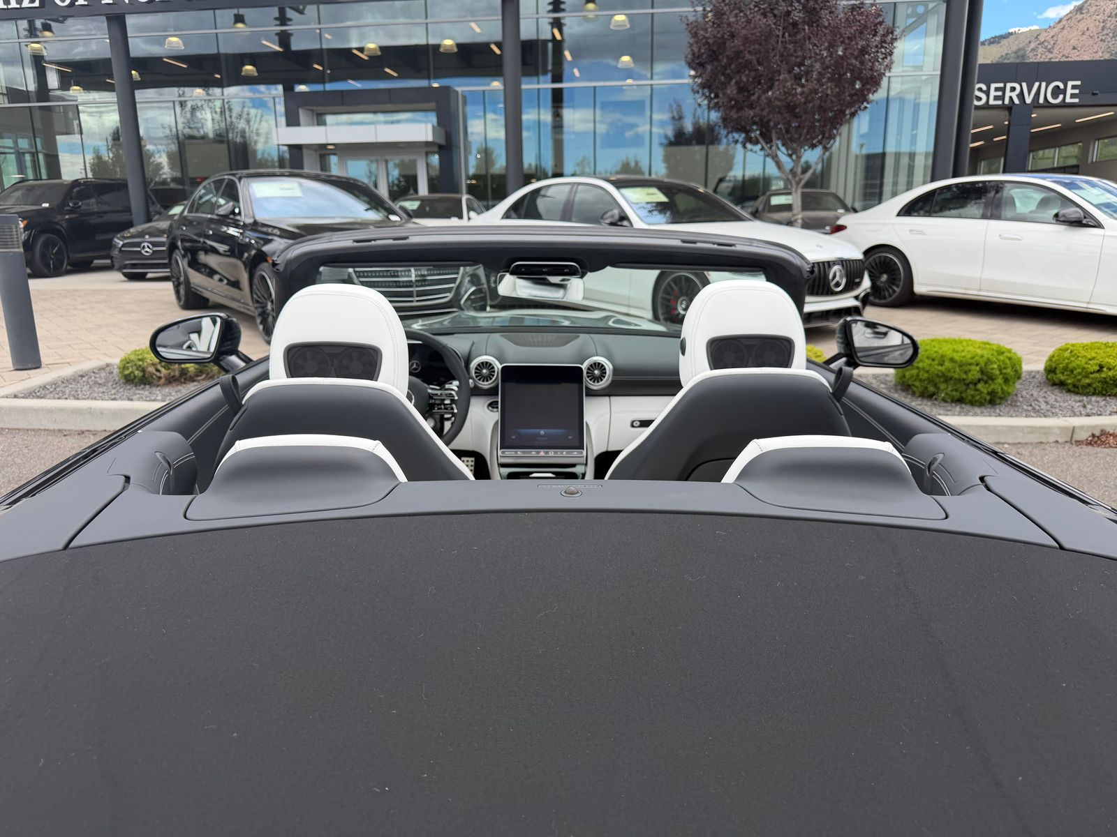 2026 Mercedes-Benz SL-Class SL 63 AMG® — full photo 5 of 12