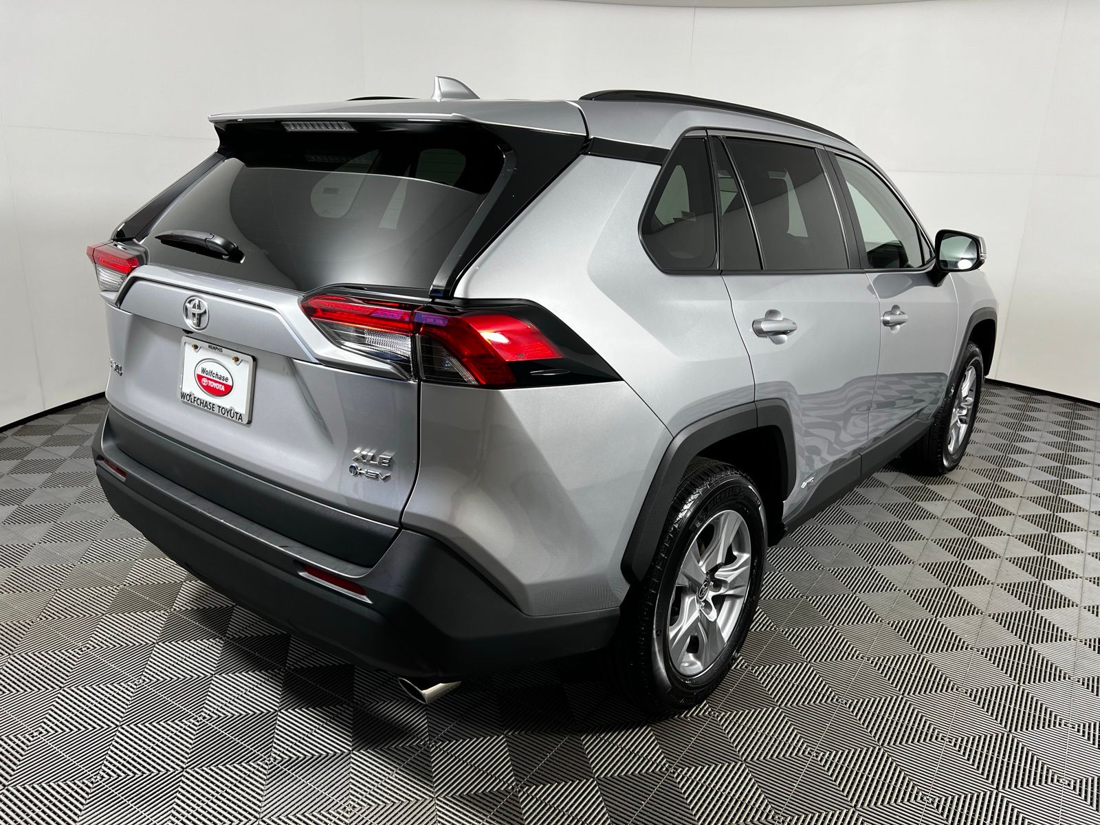 Thumbnail: 2025 Toyota RAV4 - 5