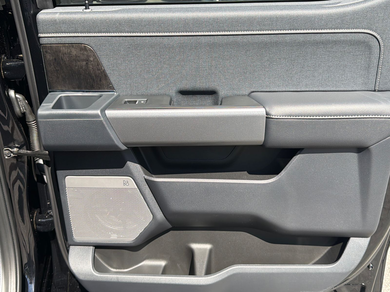 New 2026 Agate Black Metallic Ford F-350® Lariat® image 17