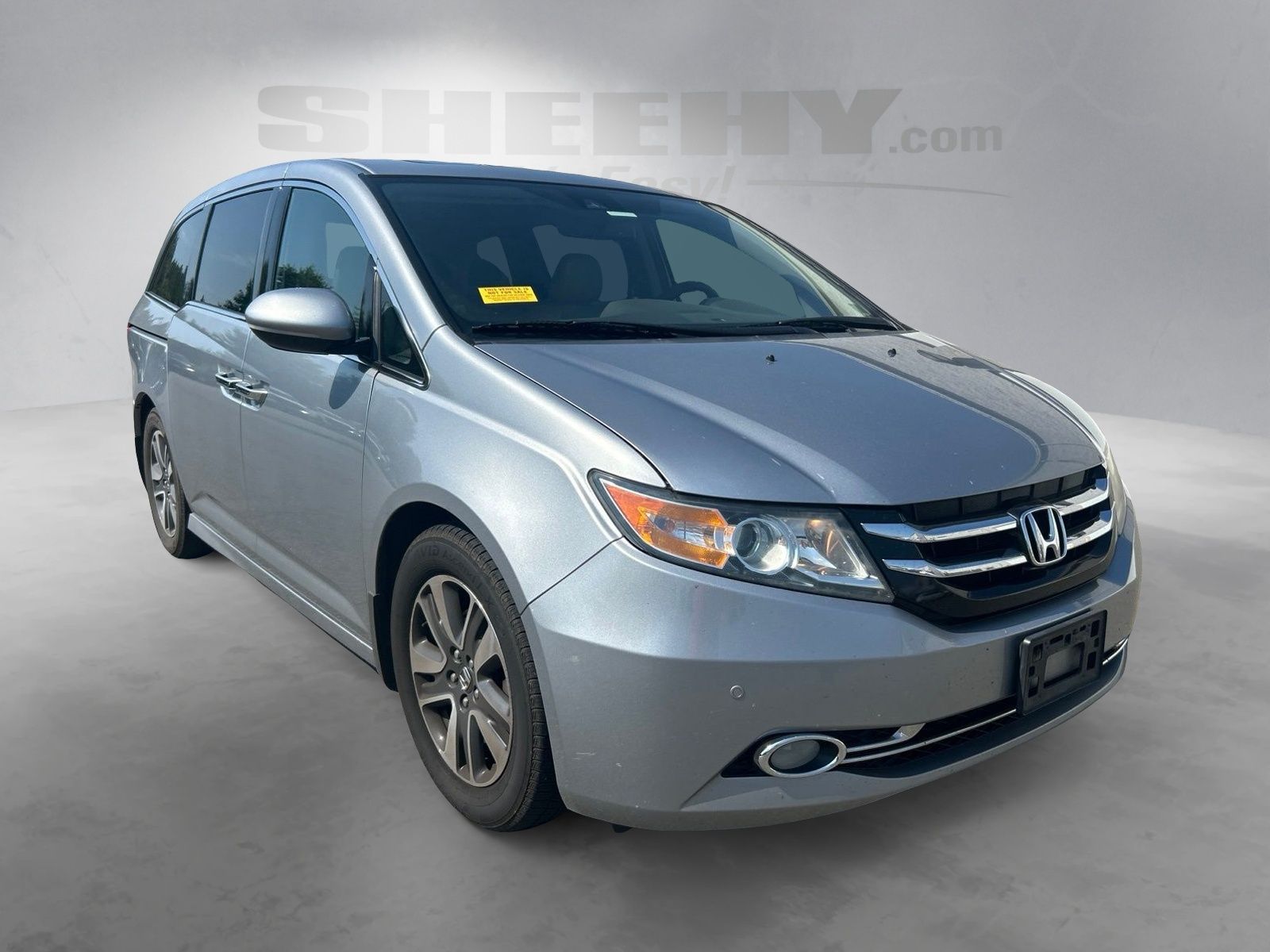 Used 2016 Honda Odyssey Touring Elite with VIN 5FNRL5H96GB167179 for sale in Ashland, VA