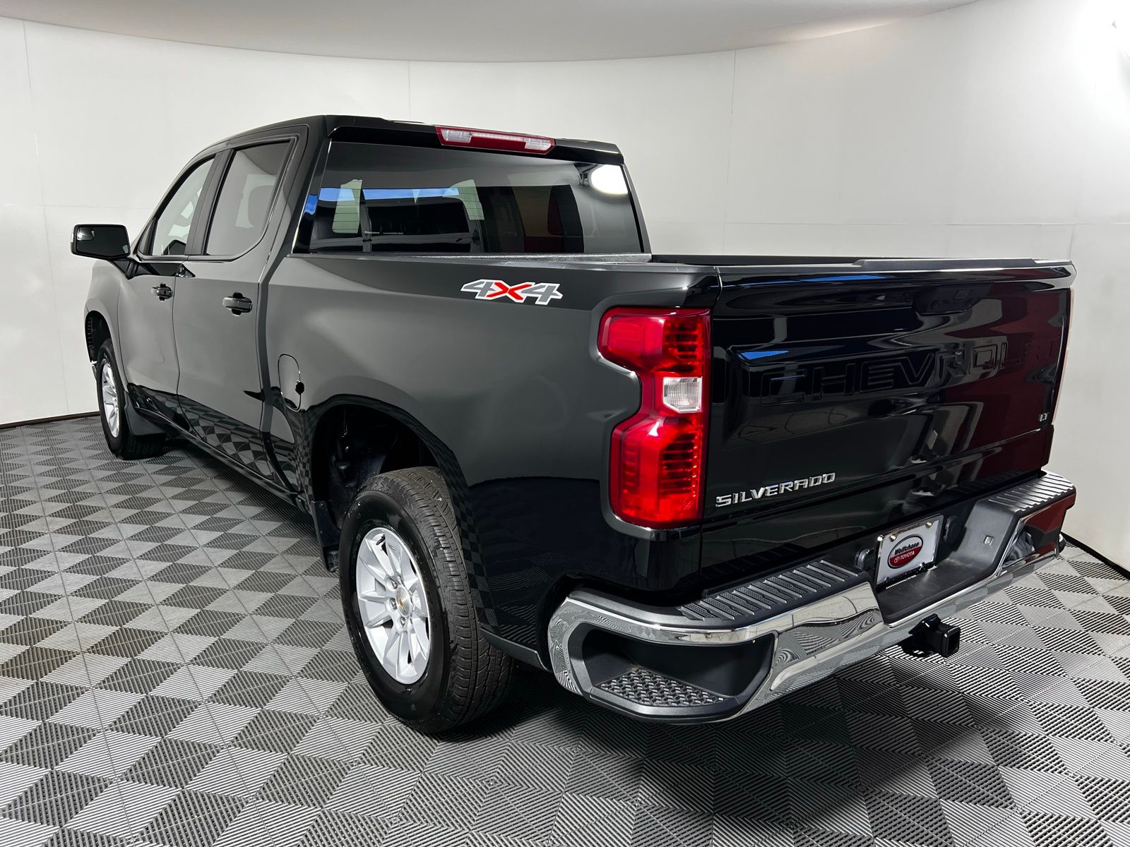 Thumbnail: 2025 Chevrolet Silverado 1500 - 13