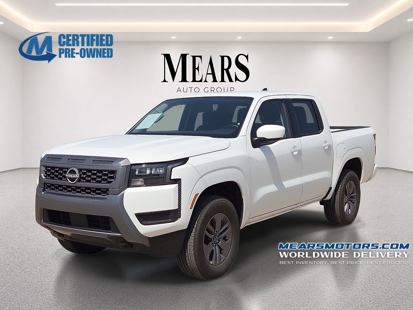 Glacier White 2026 Nissan Frontier Pickup Truck Four-Wheel Drive 9-Speed Automatic Overdrive