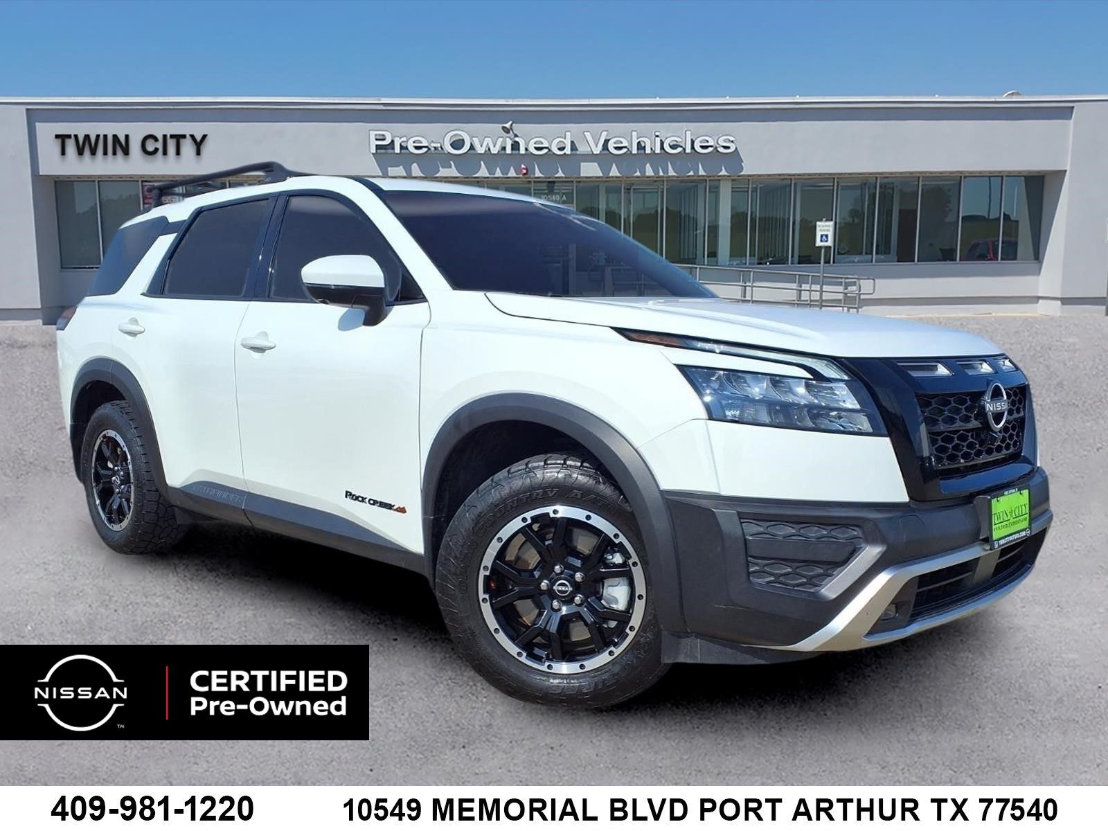 Glacier White 2024 Nissan Pathfinder SUV / Crossover All-Wheel Drive 9-Speed Automatic