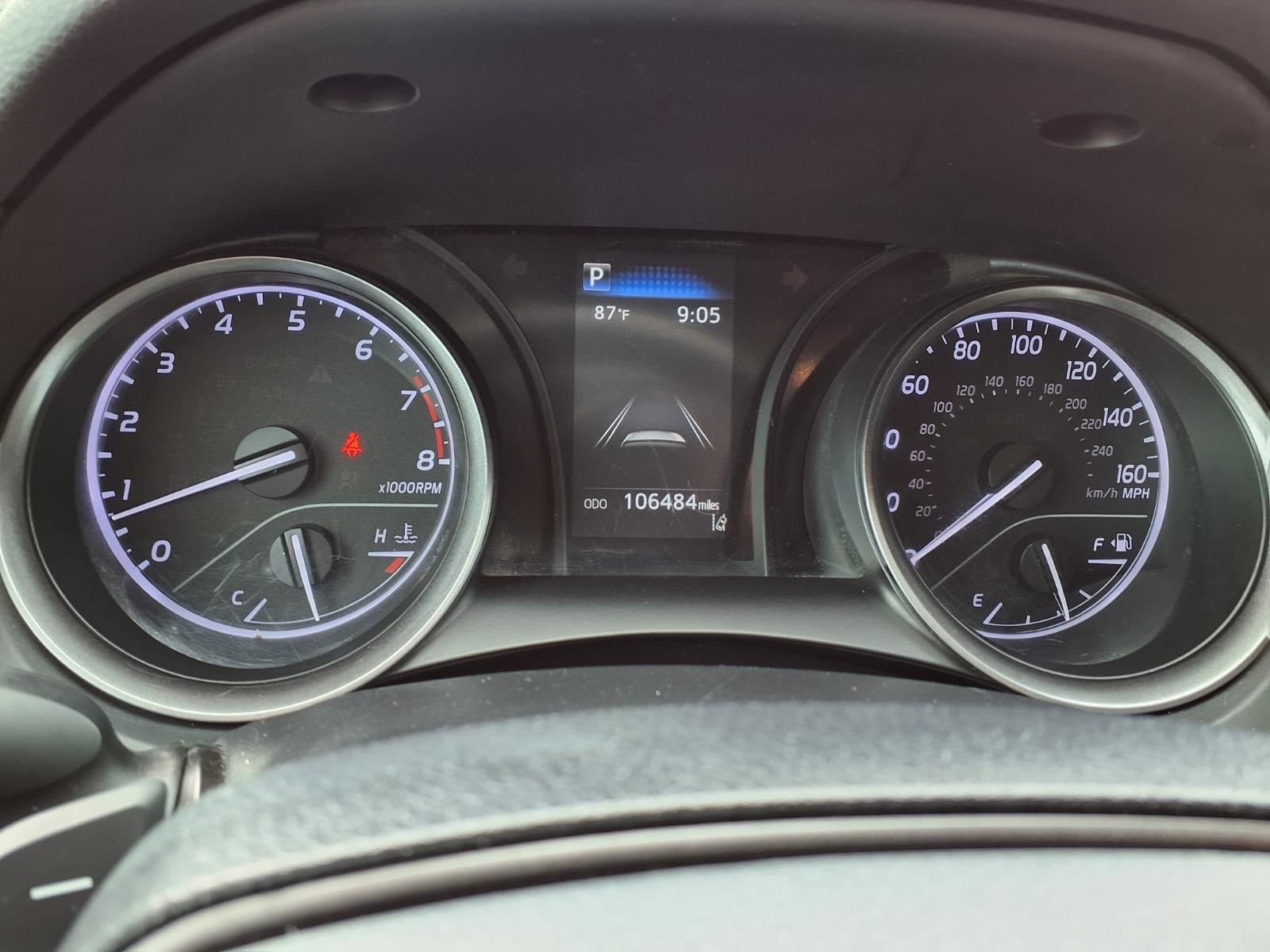 2021 Toyota Camry SE Gray at Autostrade