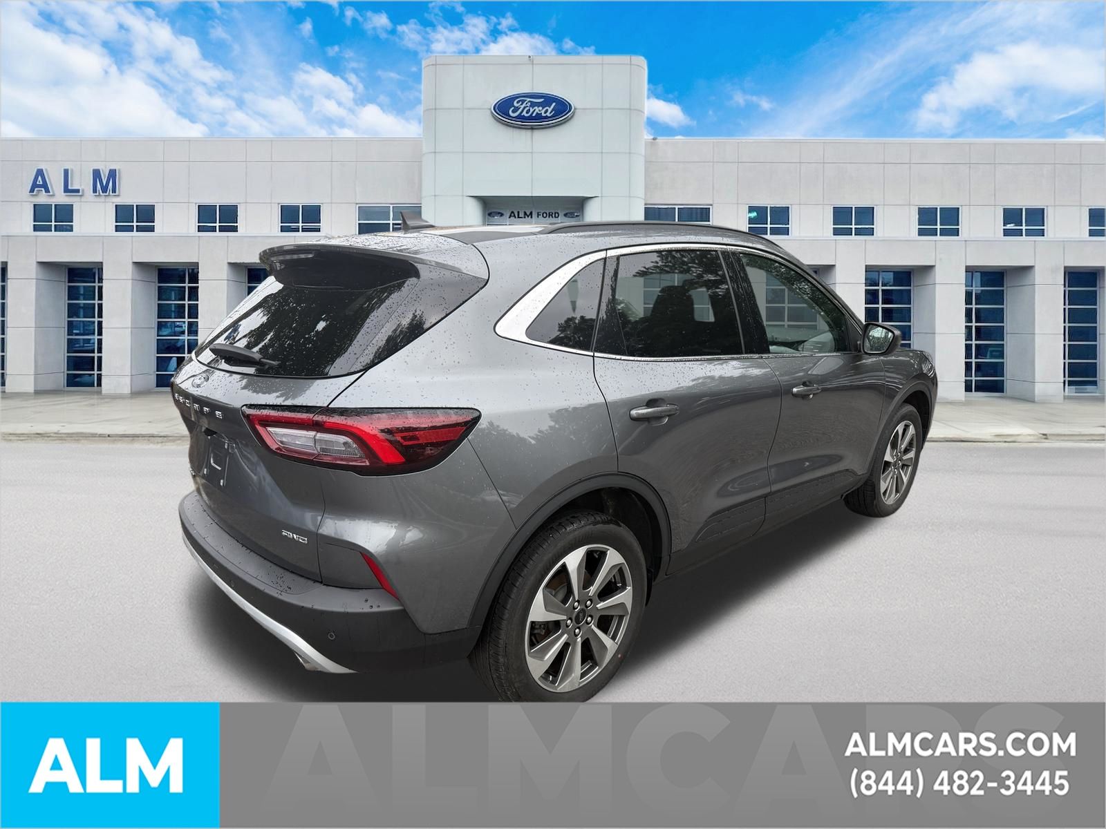 Used 2025 Gray Ford Platinum image 5