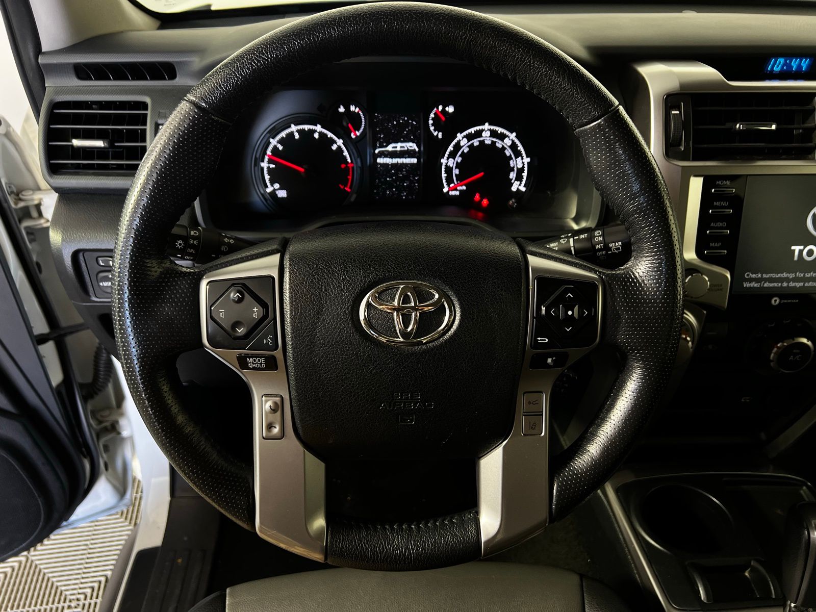 Thumbnail: 2023 Toyota 4Runner - 10