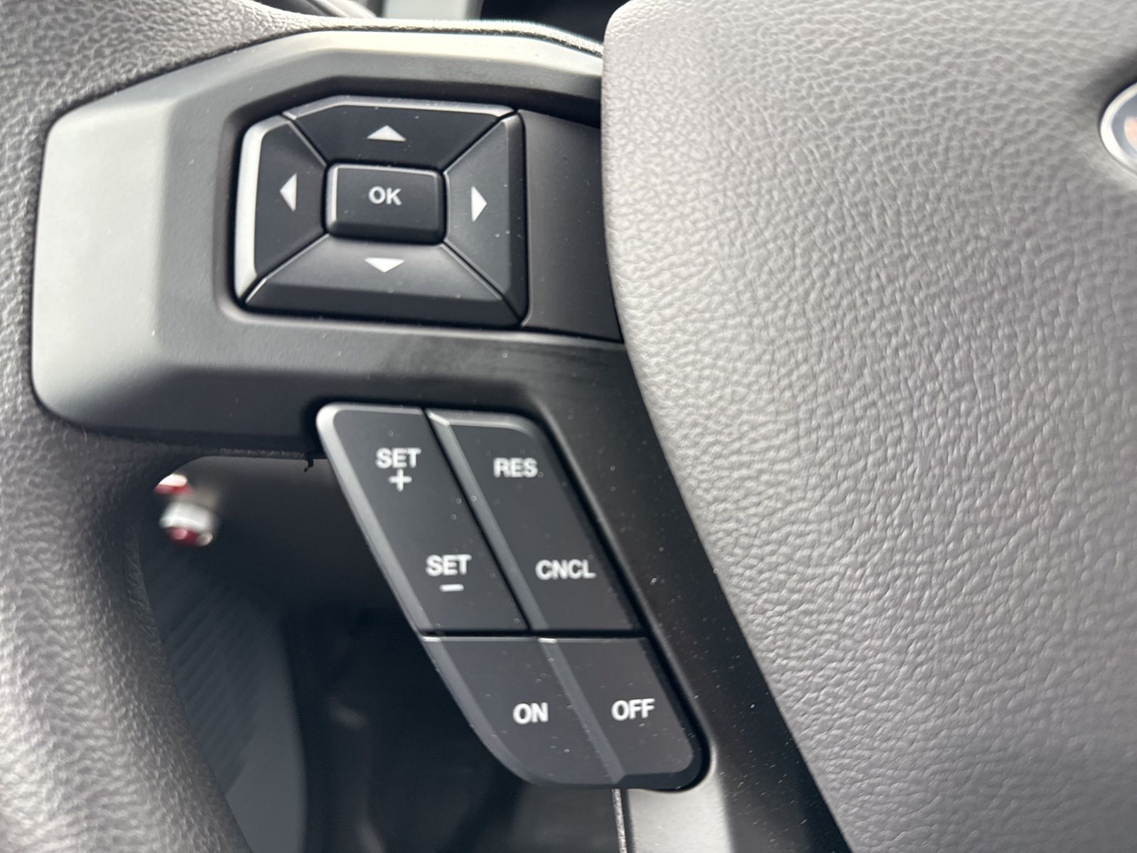 New 2024 Oxford White Ford Base image 22