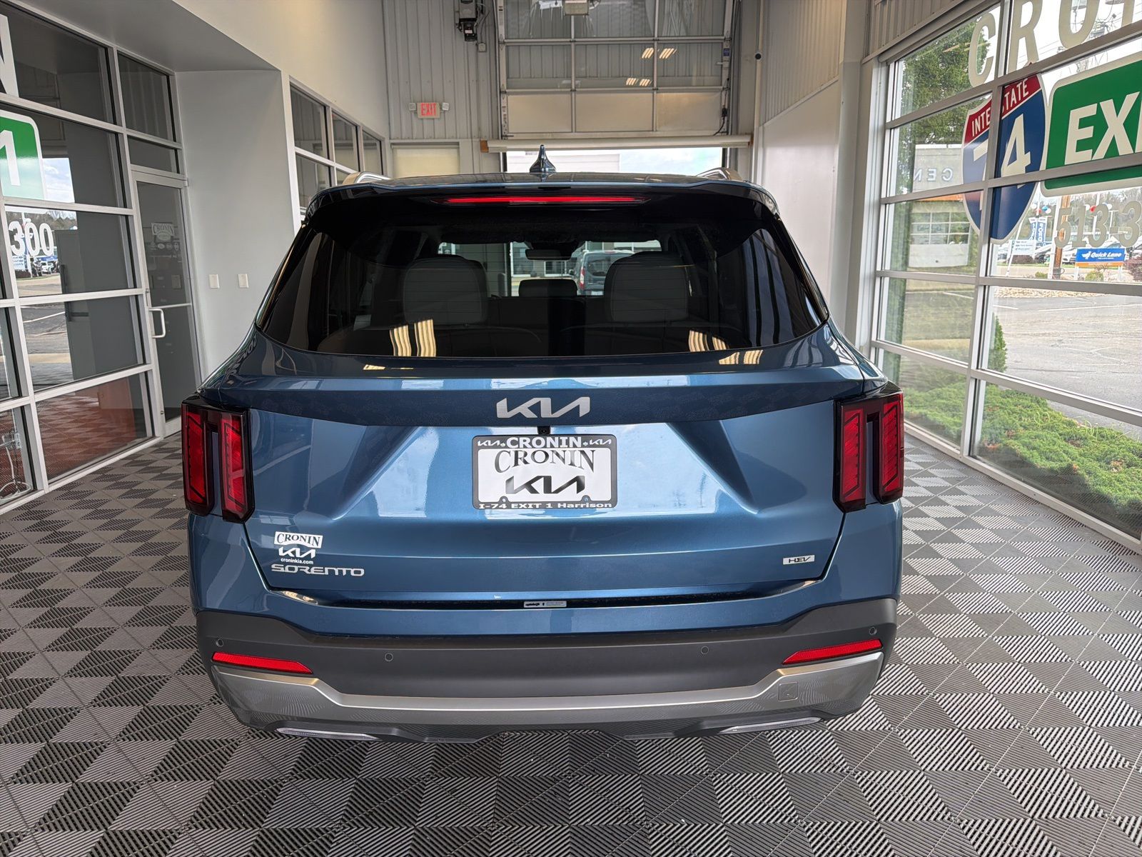 View vehicle photo 5