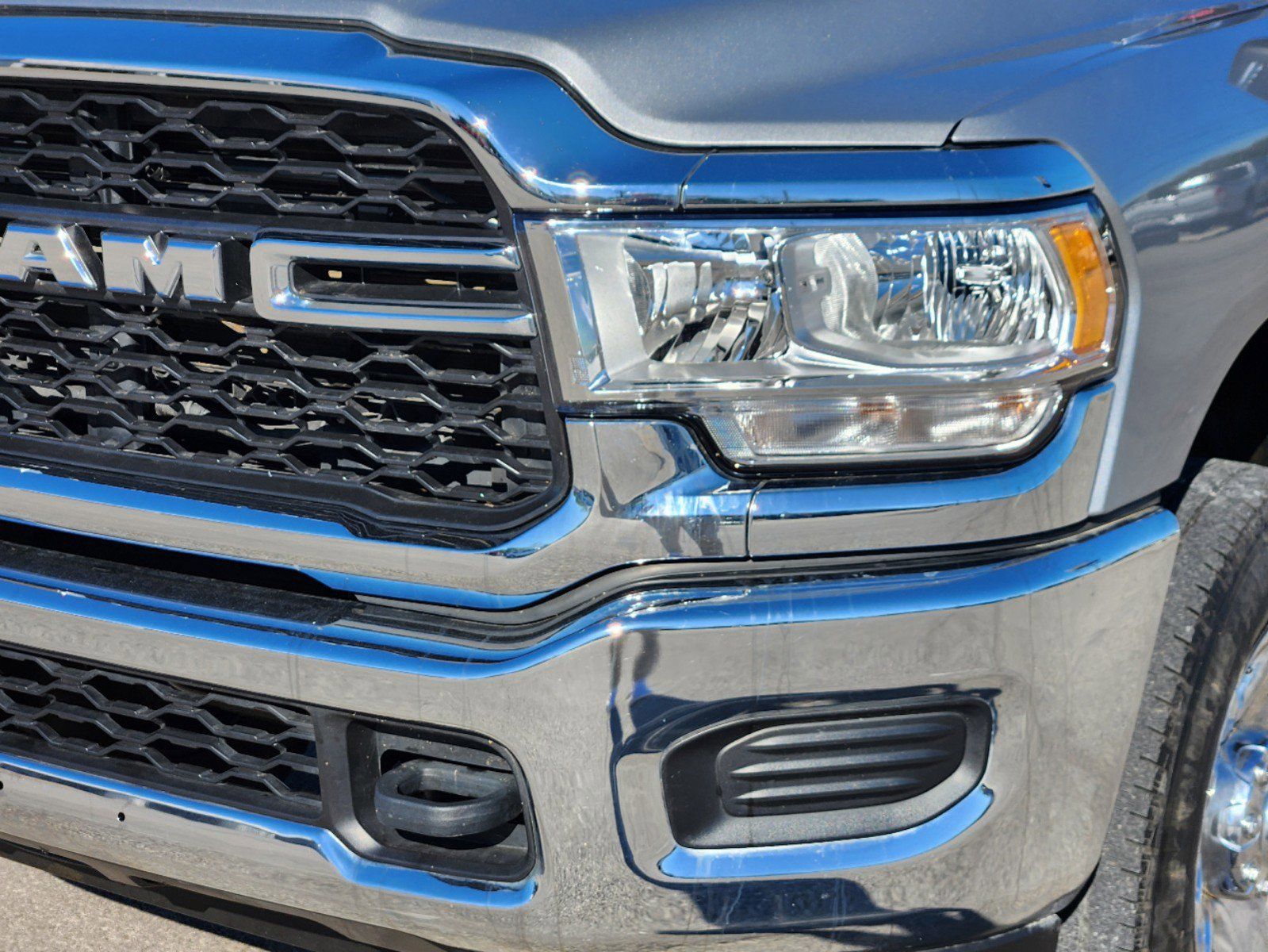 2023 Ram 2500 Tradesman 9