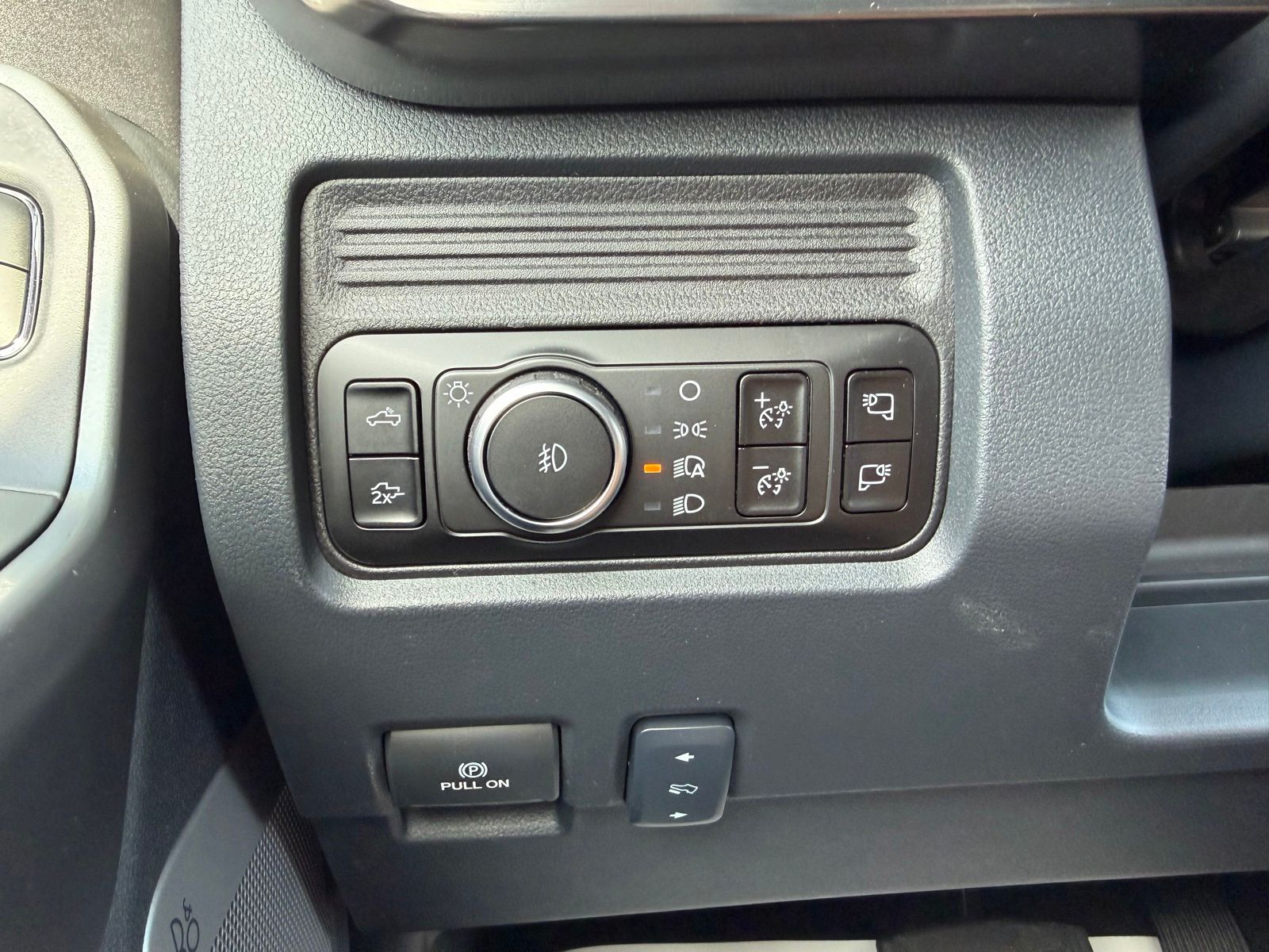 2026 Ford F-250SD image 25