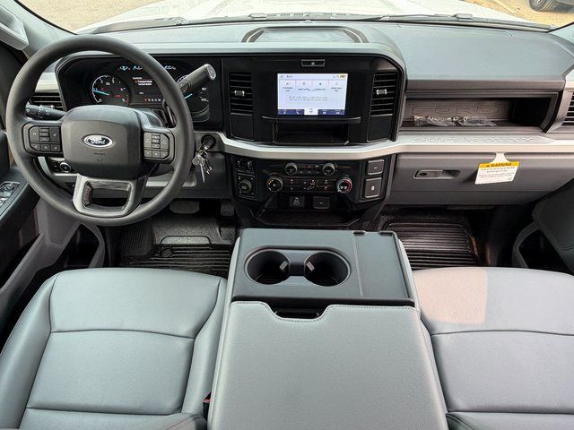 New 2026 Oxford White Ford XL image 17
