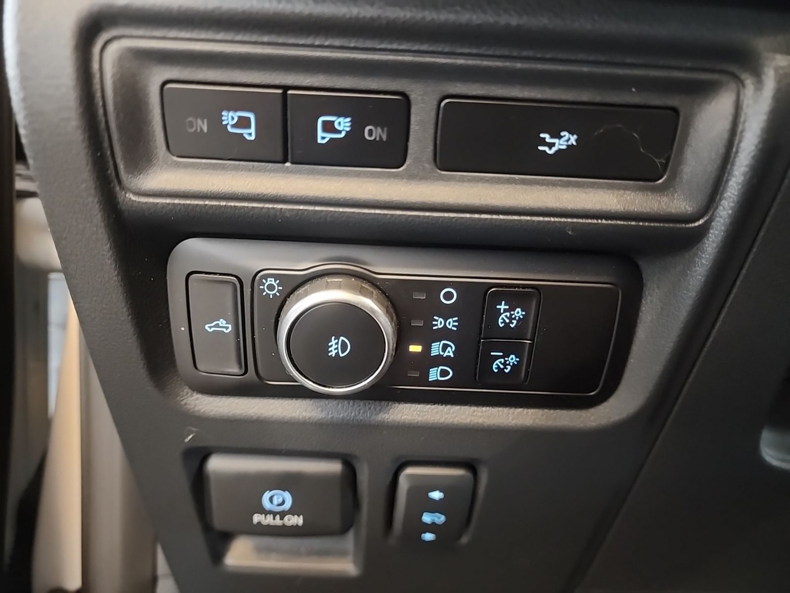 Certified Used 2023 Oxford White Ford Tremor image 21