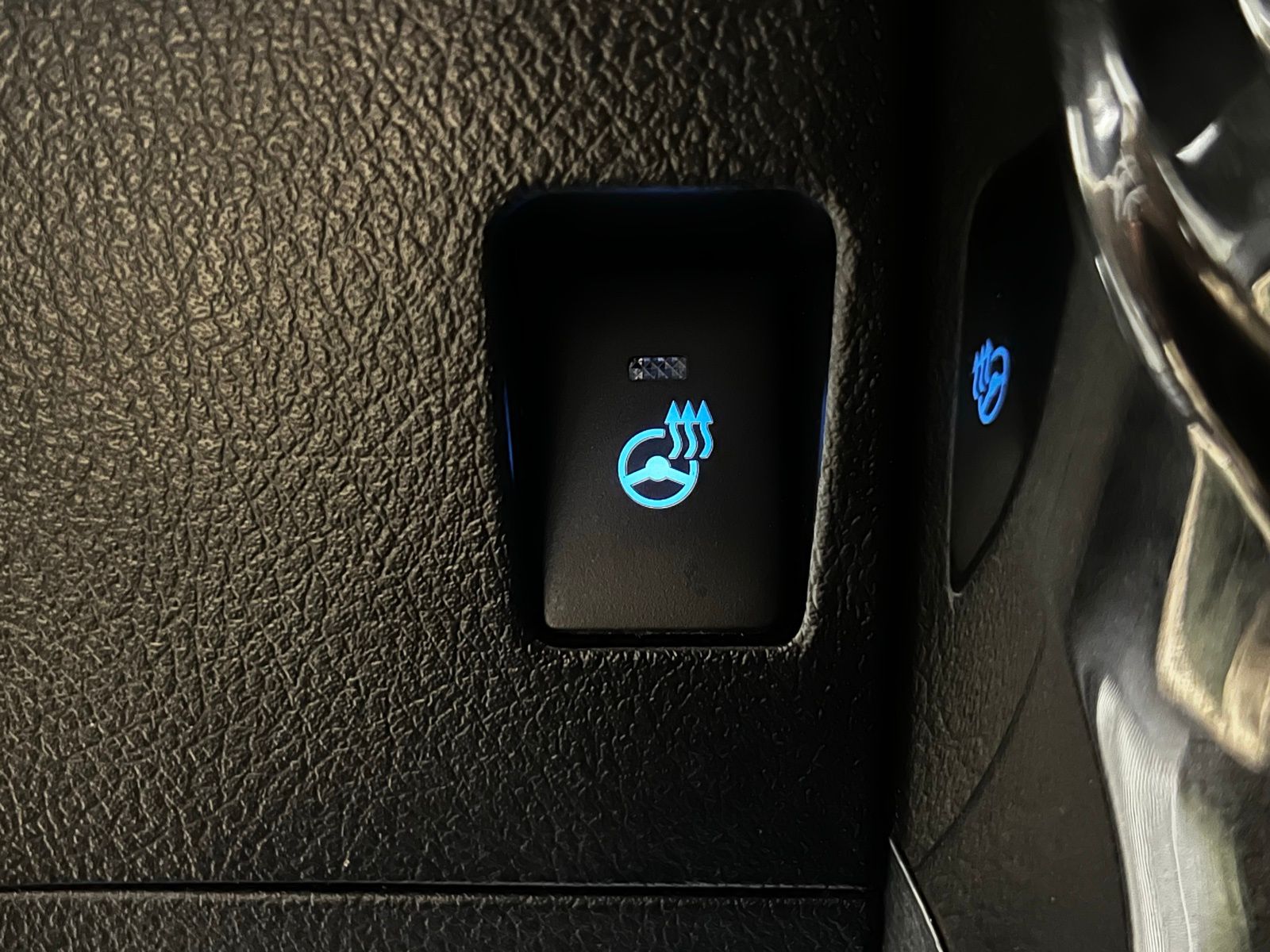 Thumbnail: 2024 Toyota 4Runner - 22