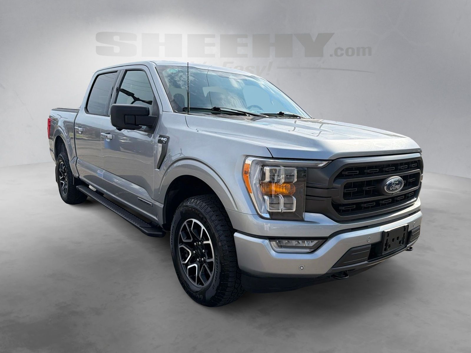 Certified Used 2023 Iconic Silver Metallic Ford XLT image 2