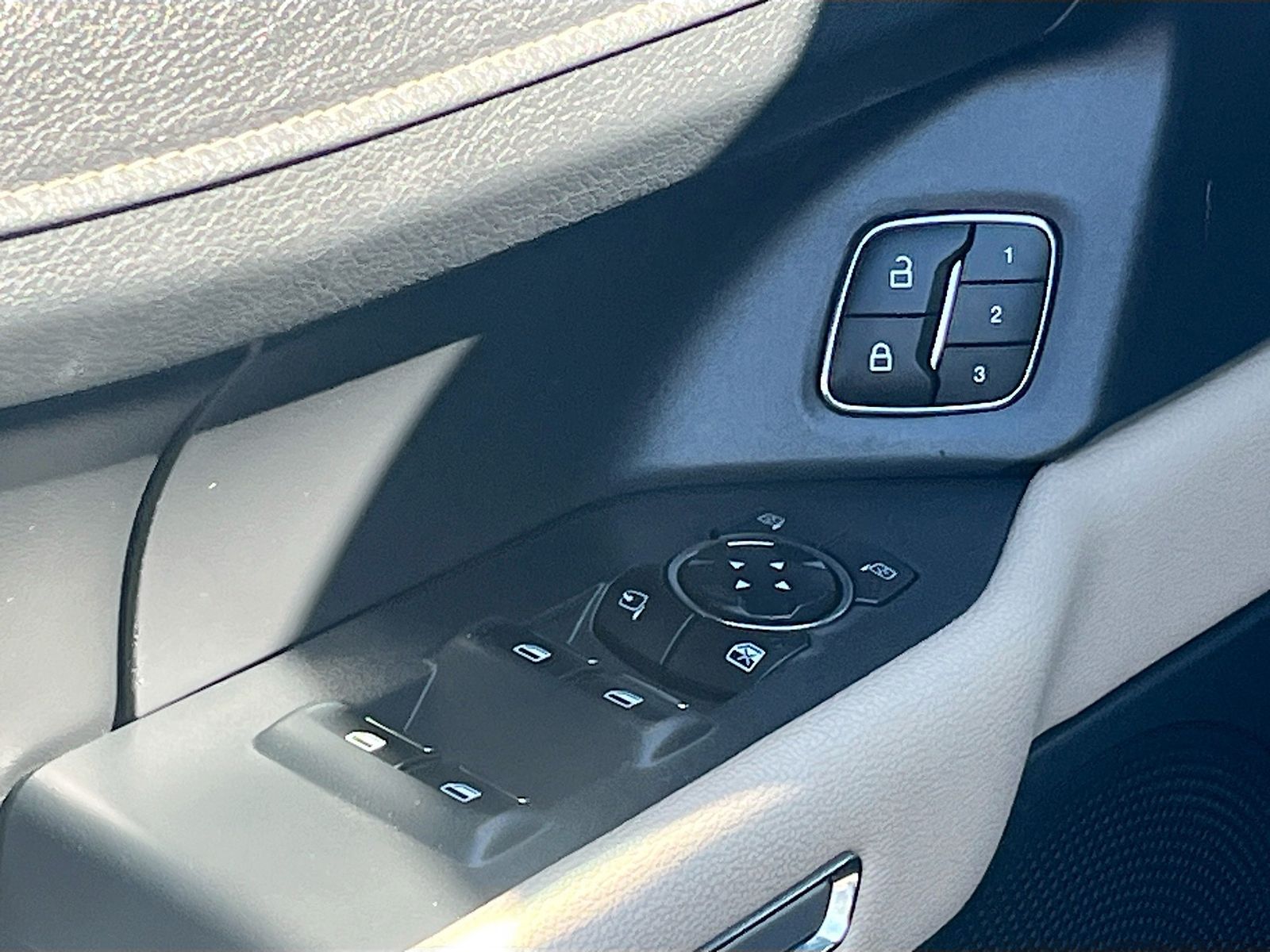 Used 2024 Black Ford Limited image 18