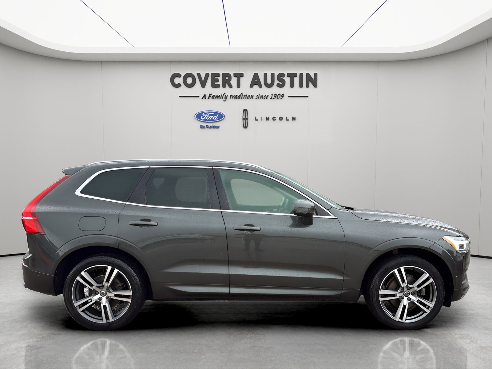 Used Car 2019 Volvo Xc60  T5 Momentum For Sale Under $20,000 In Austin, Texas