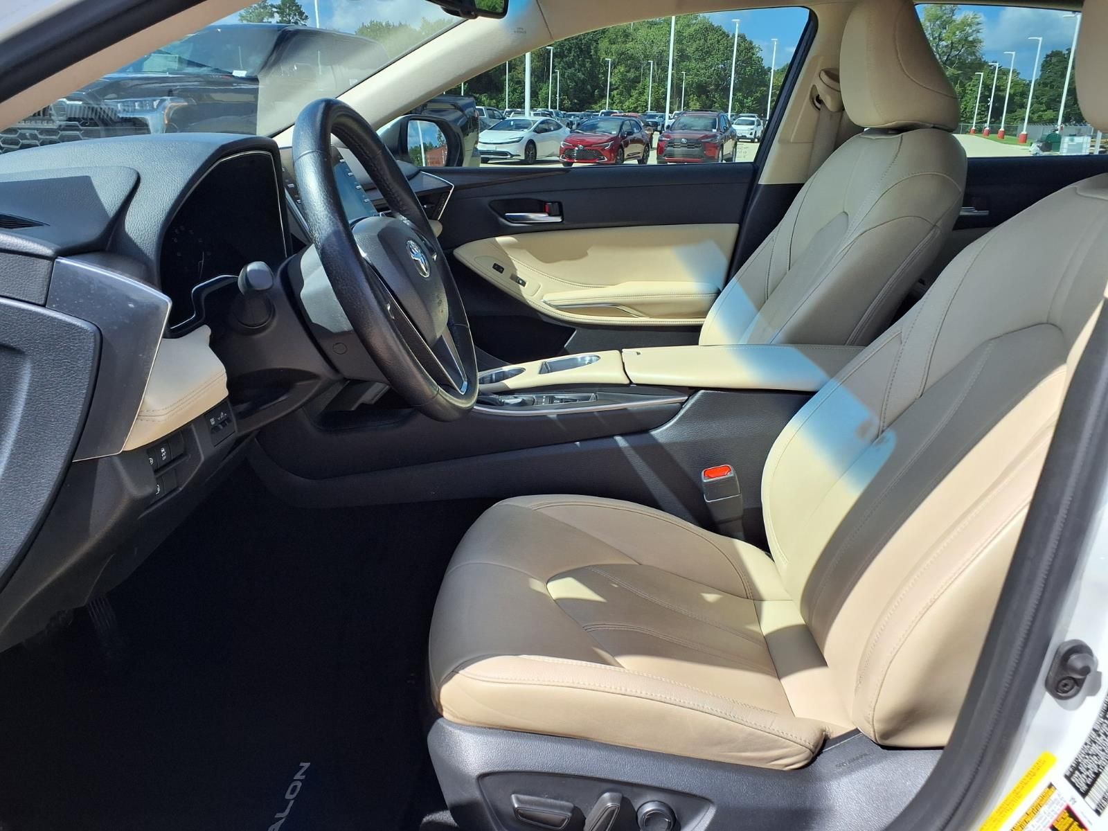 2019 Toyota Avalon XLE Beige at Community Toyota