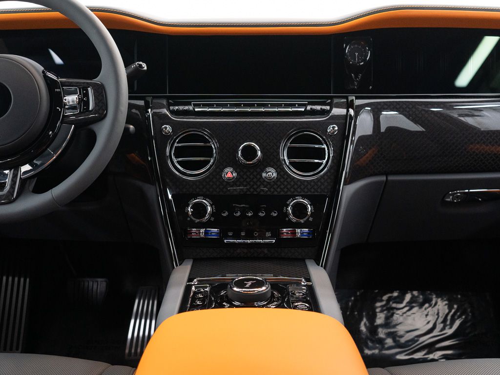 New 2027 Burnout Grey Rolls-Royce Black Badge image 43