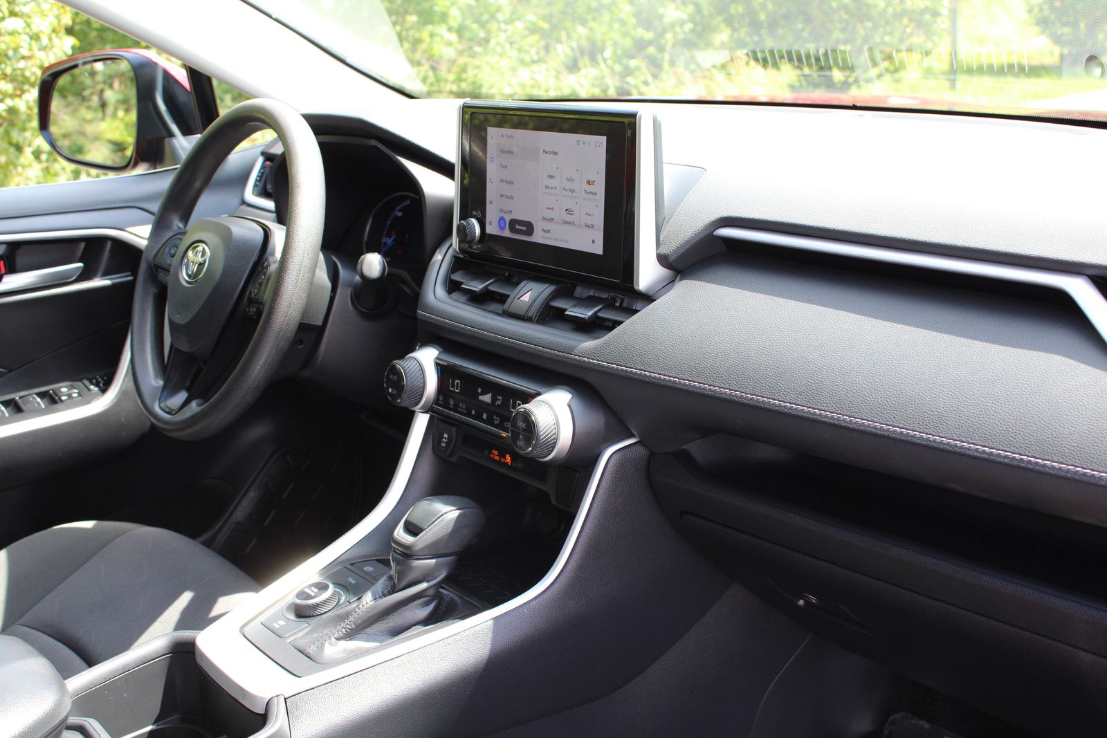 Used 2025 Red Toyota XLE image 28