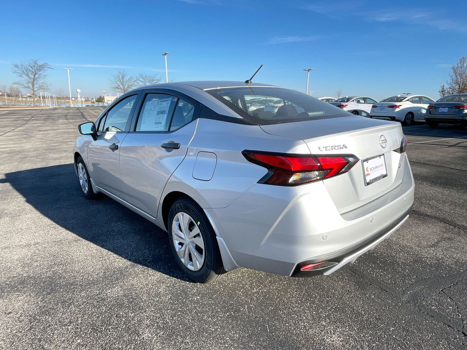 2025 Nissan Versa 1.6 S 27