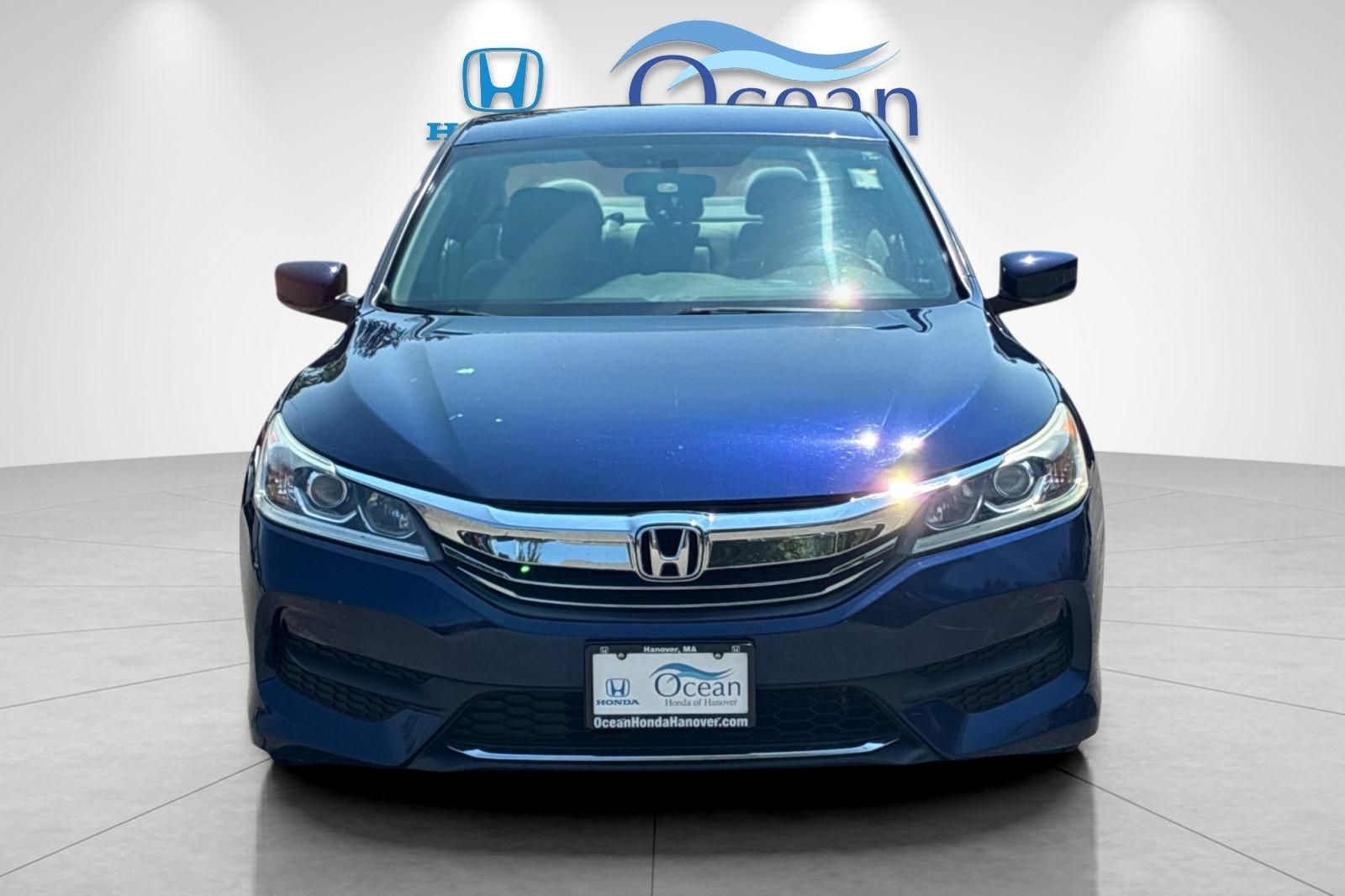 Used 2017 Obsidian Blue Pearl Honda LX image 8