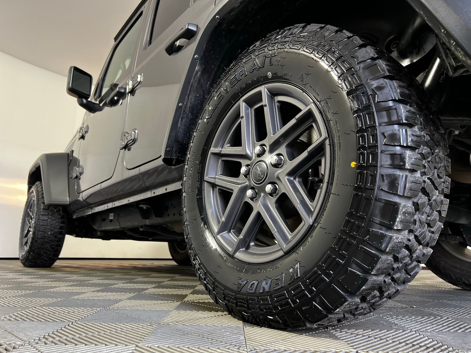 Thumbnail: 2024 Jeep Wrangler - 25