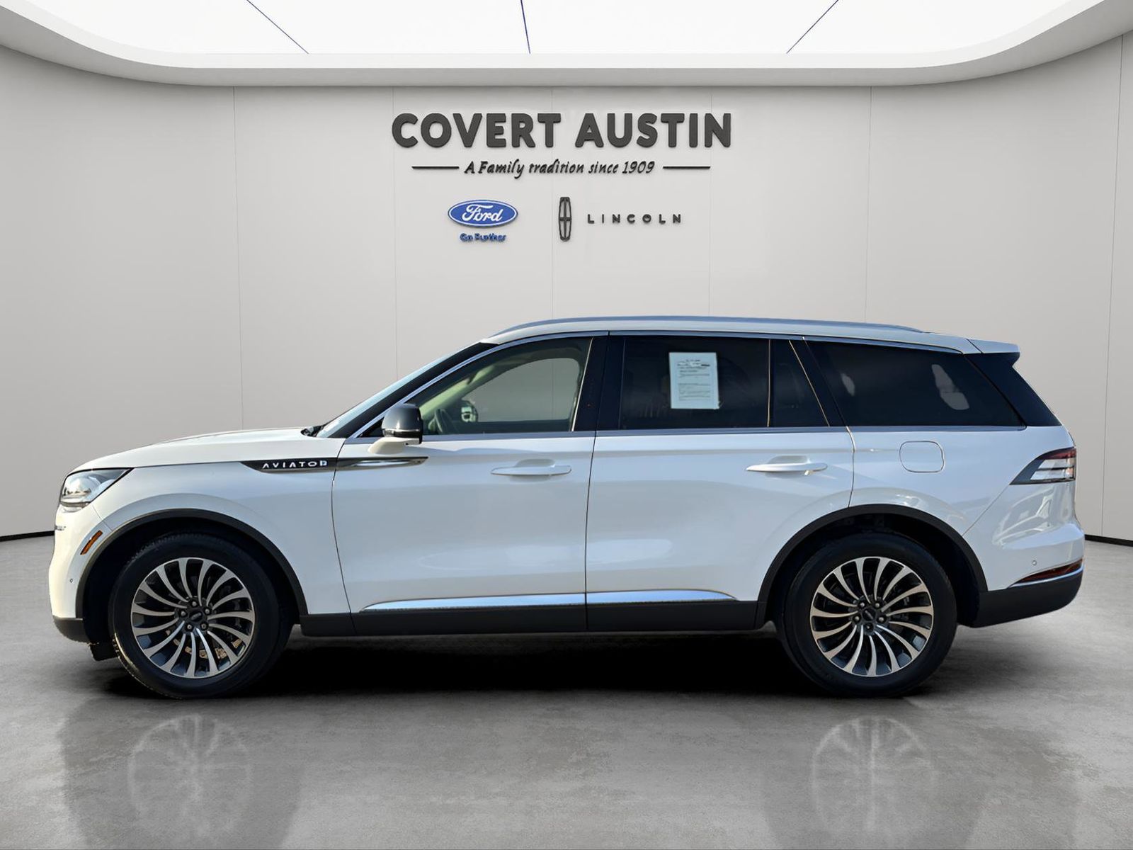 Used Car 2023 Lincoln Aviator  Reserve For Sale Under $50,000 In Austin, Texas