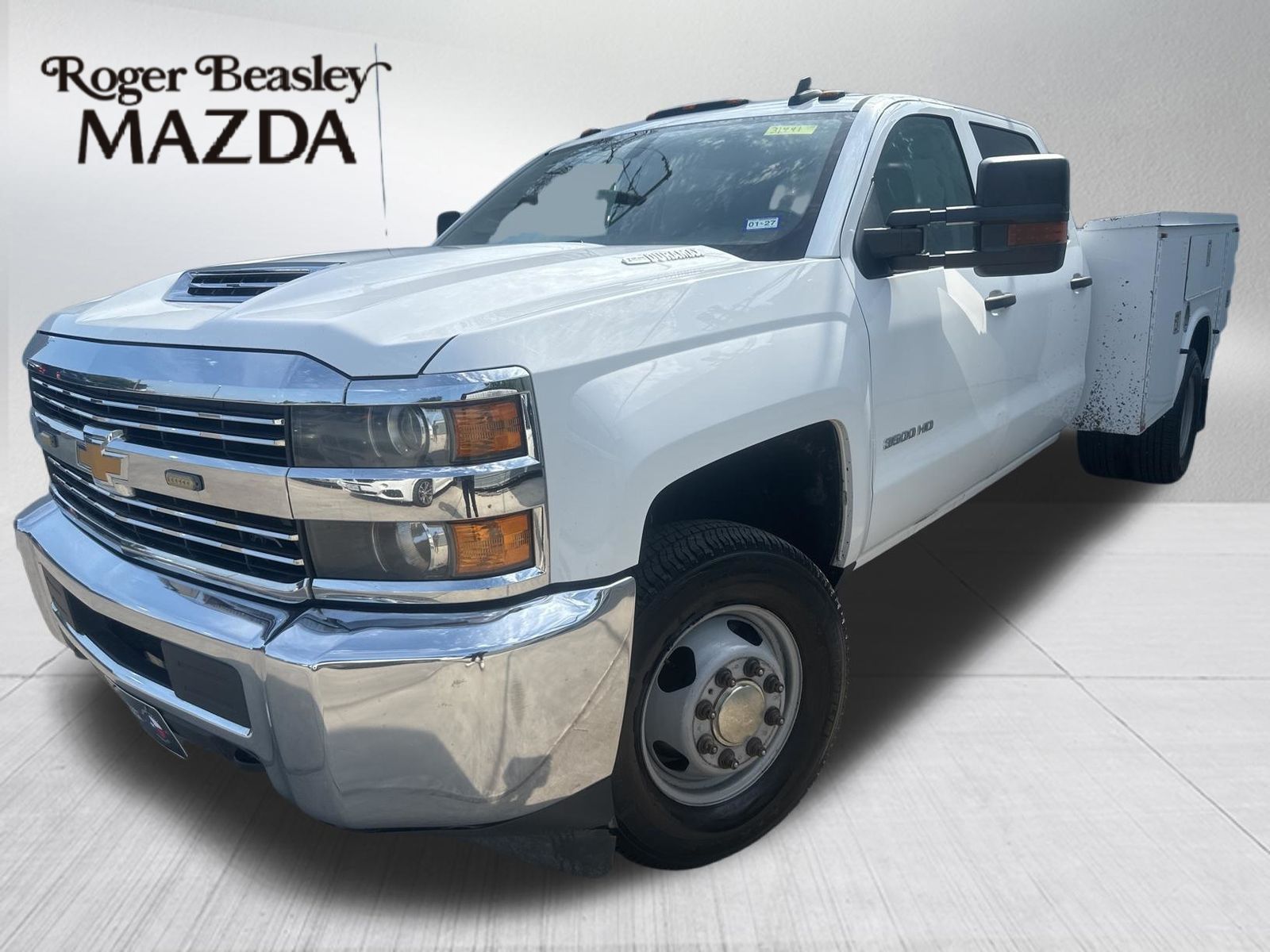 Summit White 2017 Chevrolet Silverado 3500HD Work Truck Crew Cab 4WD Pickup Truck Four-Wheel Drive 6-Speed Automatic
