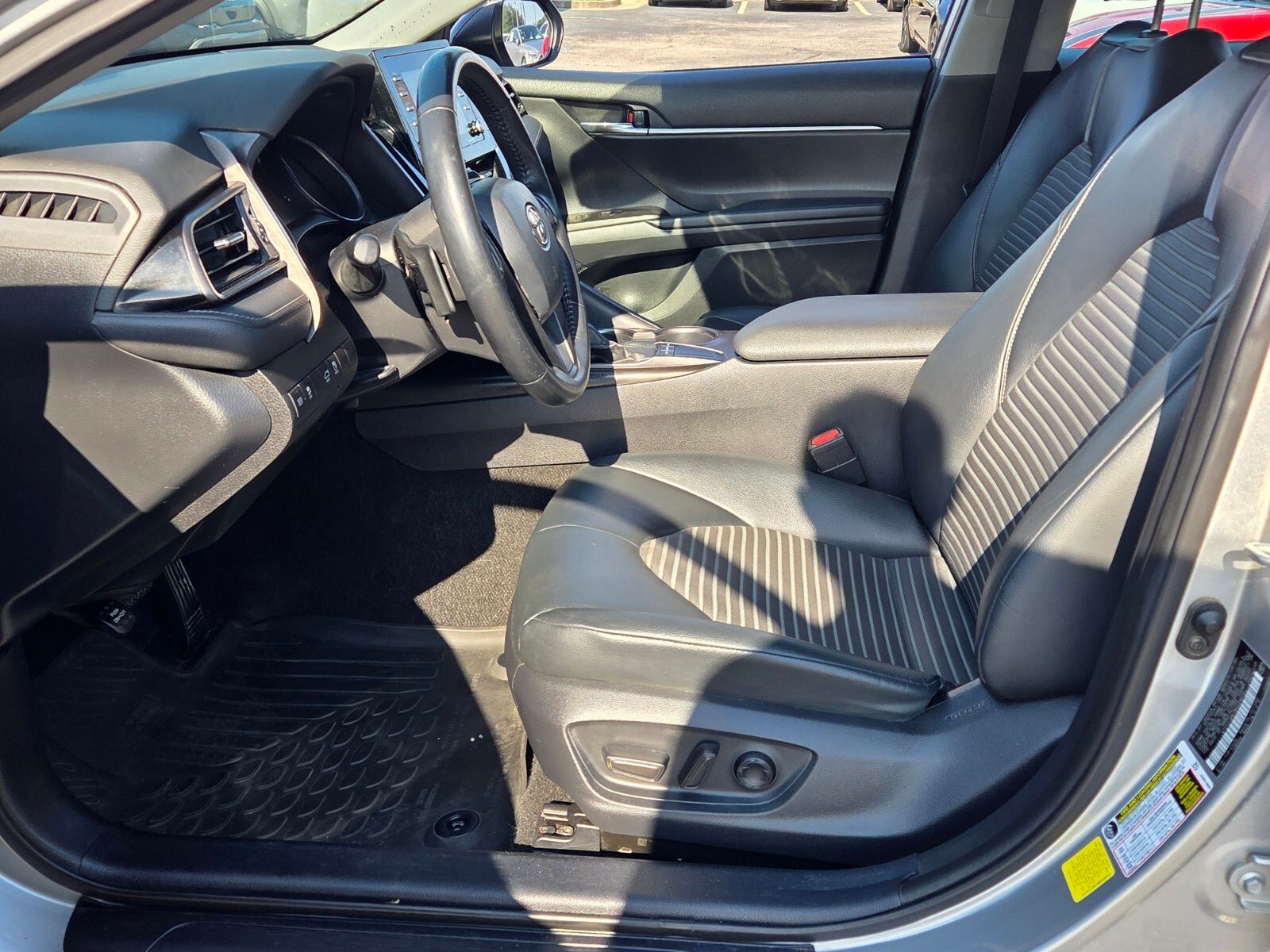 Used 2022 Silver Toyota SE Nightshade image 5