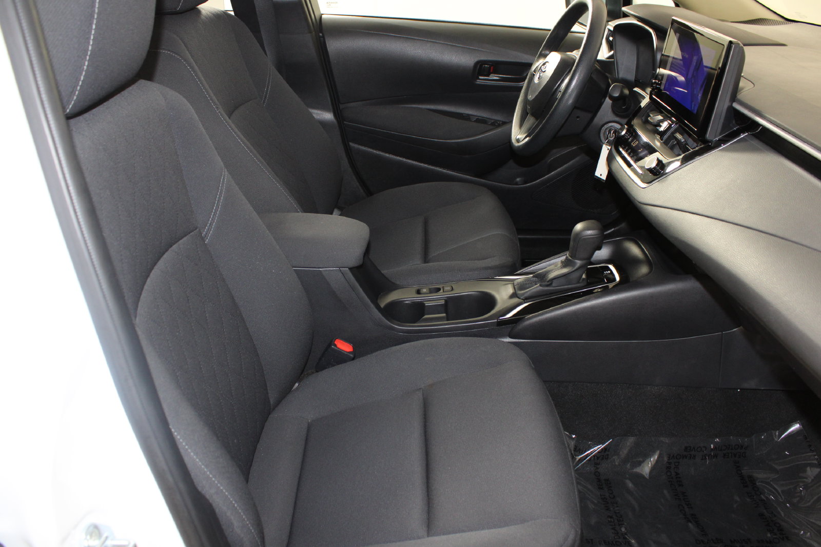 Used 2025 White Toyota LE image 24