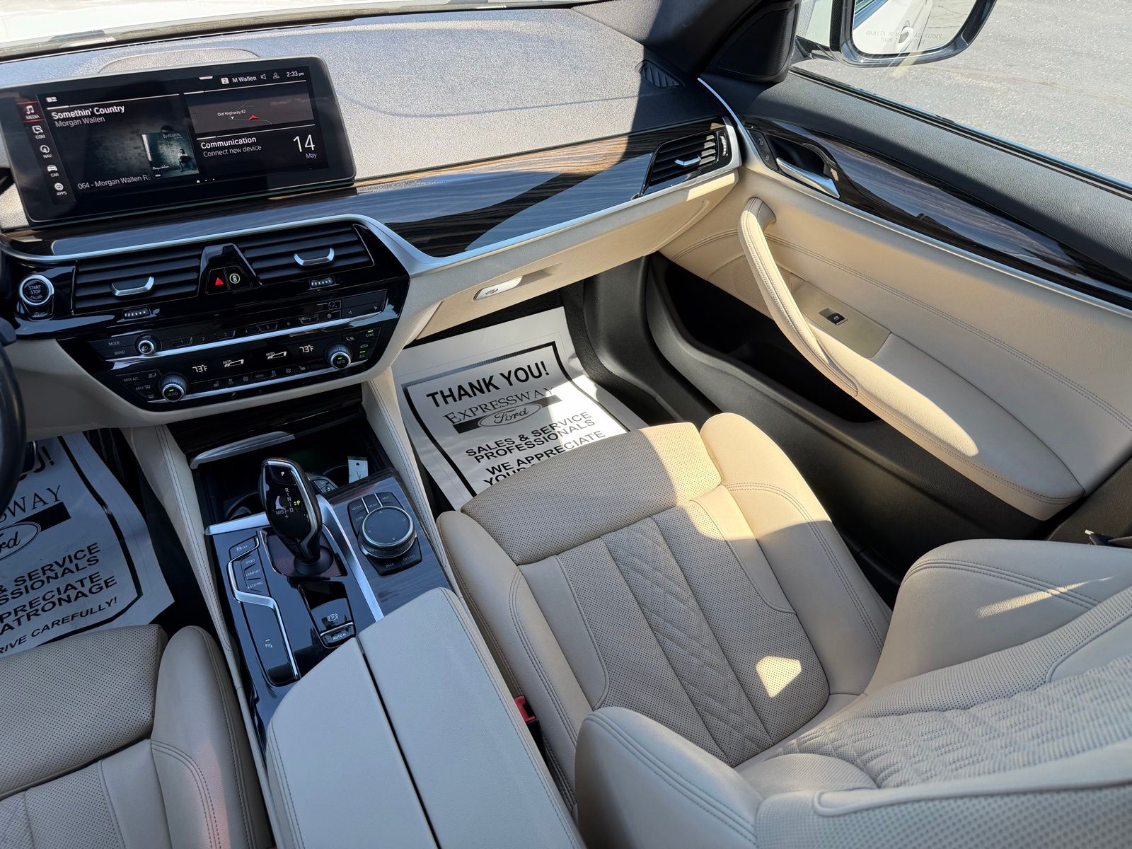 2022 BMW 5 Series image 15